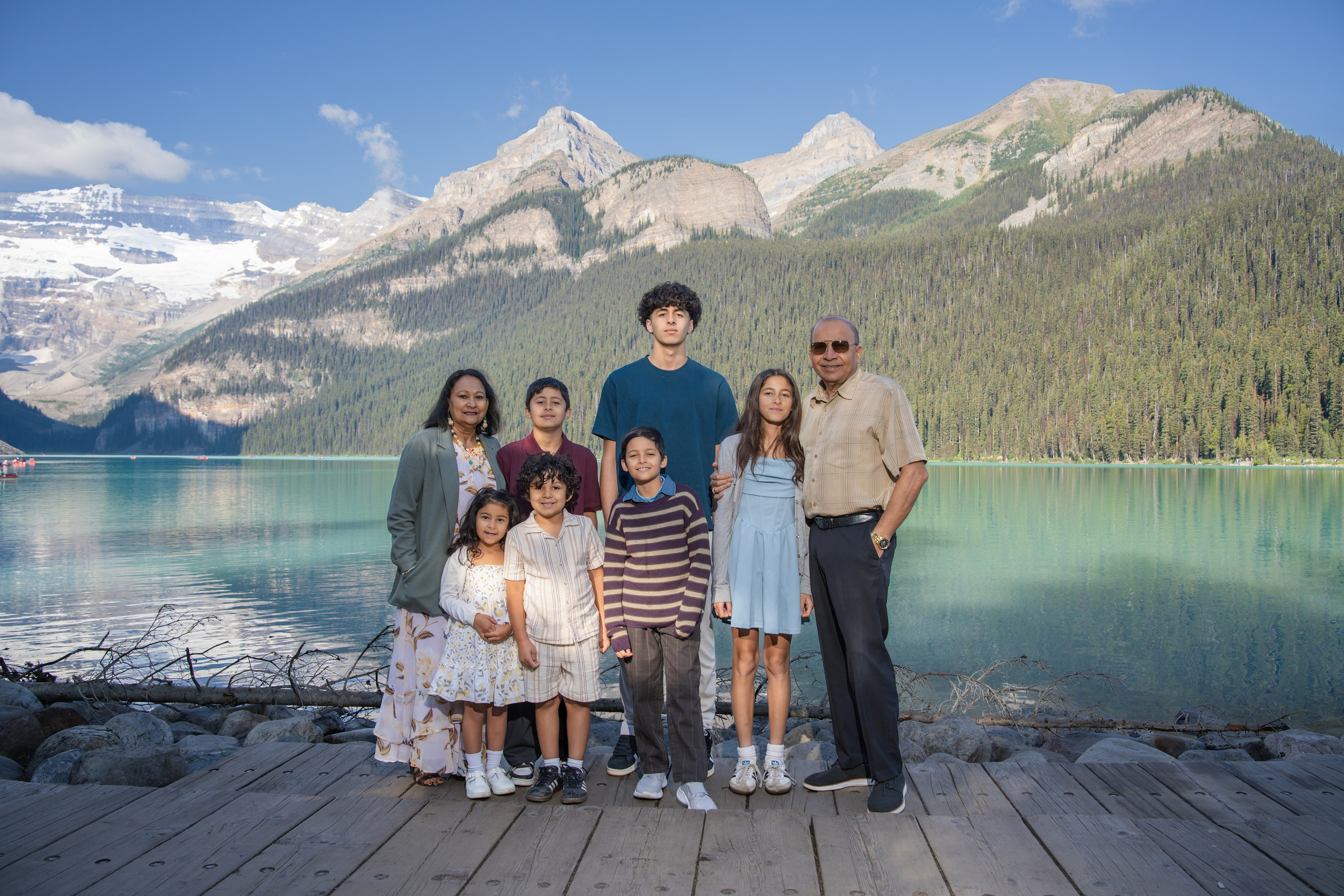 Nalini’s Family. Engagement, Wedding & Family Photographer in Calgary | allo Photography