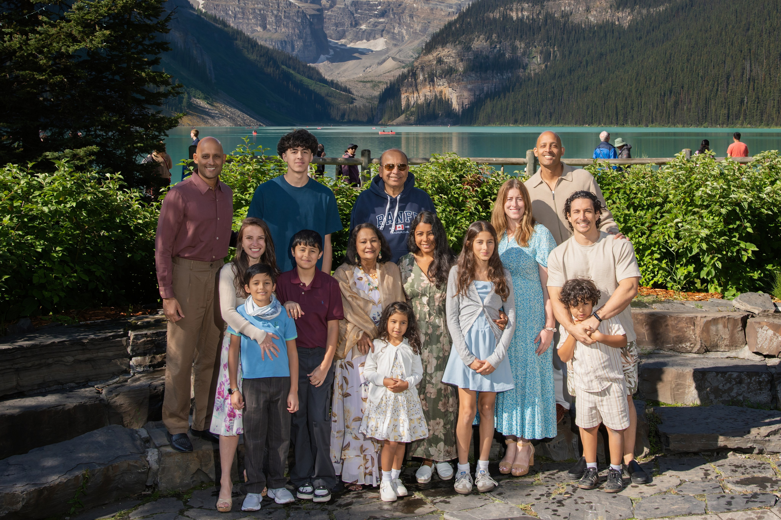 Nalini’s Family. Engagement, Wedding & Family Photographer in Calgary | allo Photography
