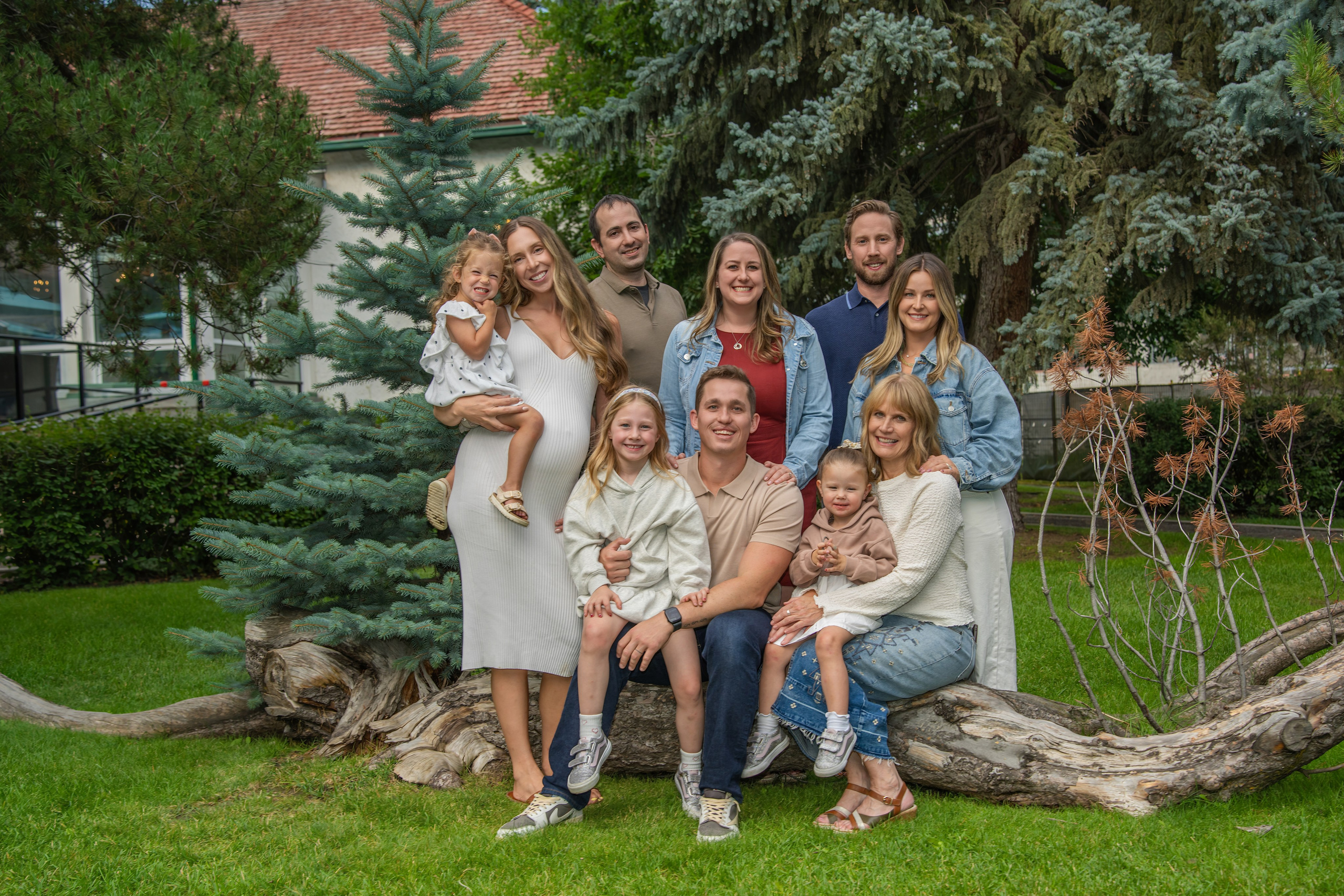 Cathy’s Family — Calgary Mini Session