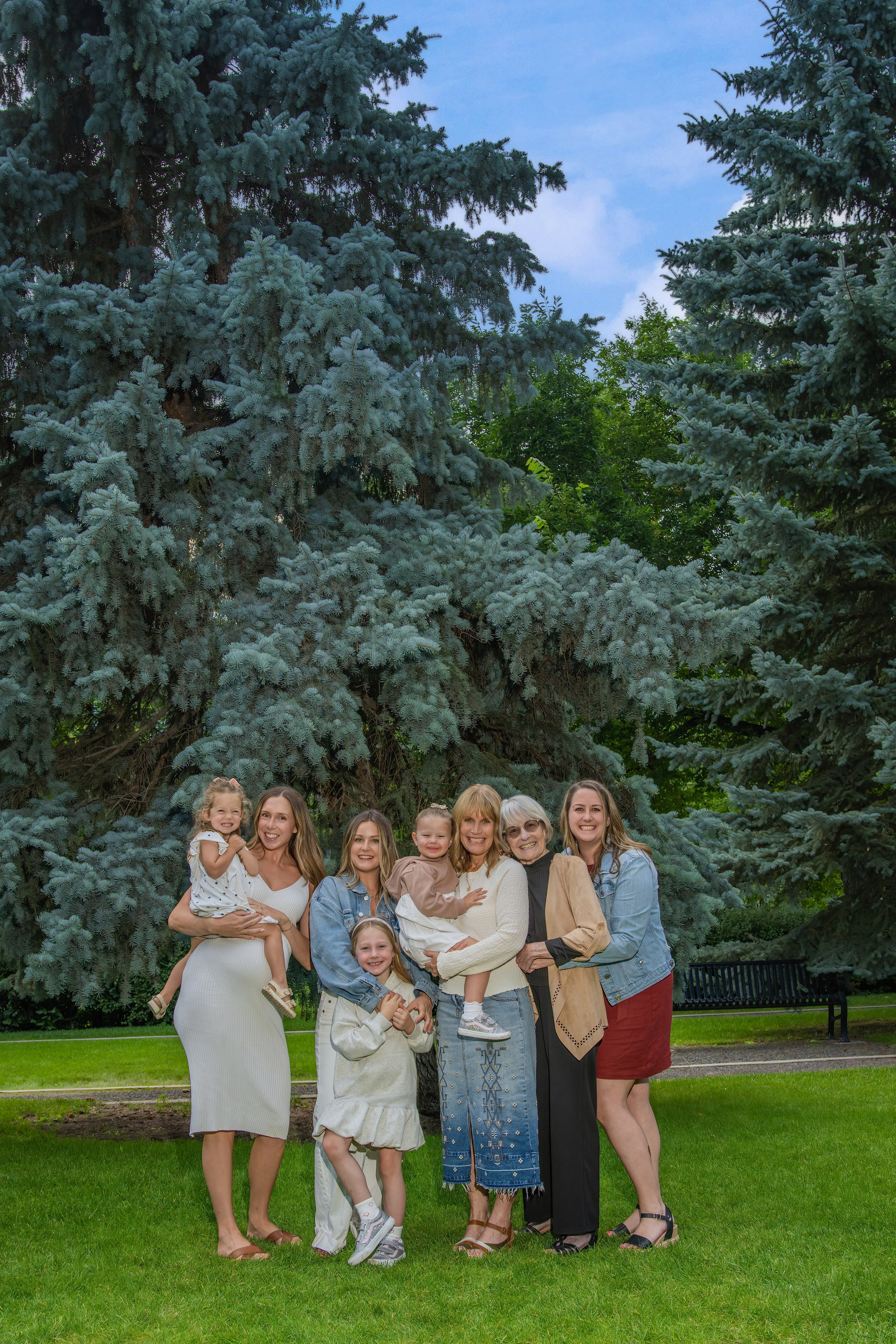 Cathy’s Family — Calgary Mini Session