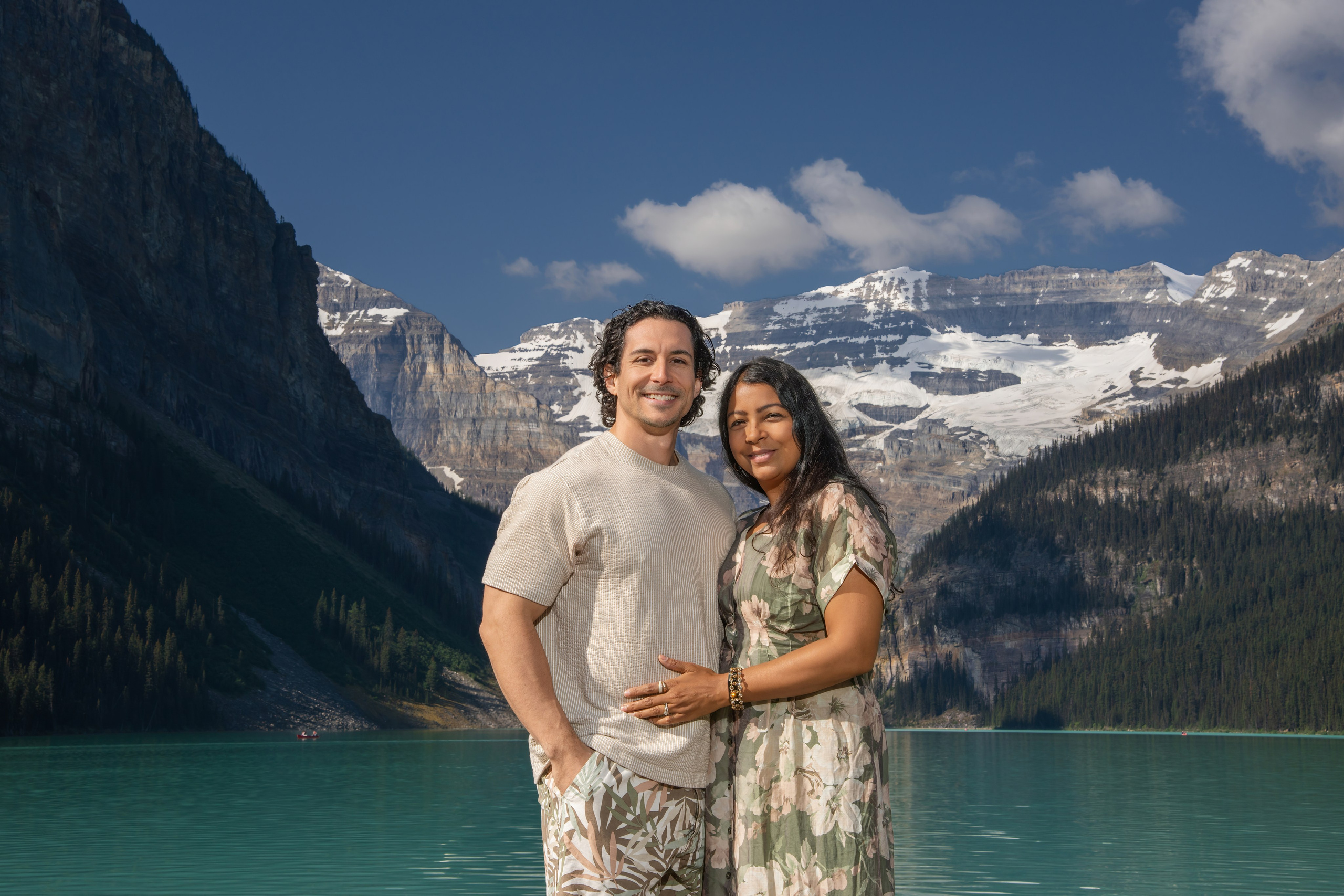 Nalini’s Family. Engagement, Wedding & Family Photographer in Calgary | allo Photography