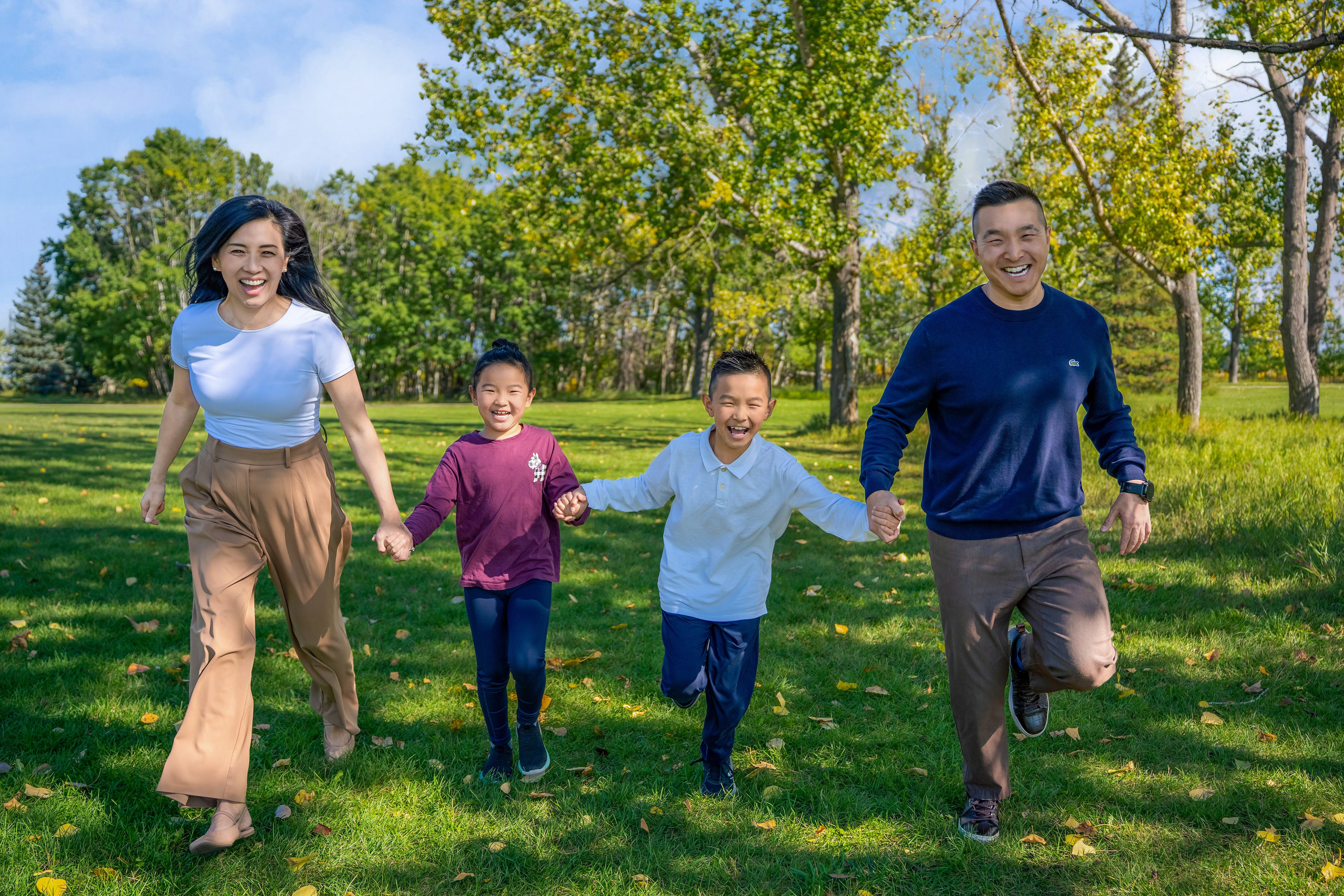 Sarah’s Family. Engagement, Wedding & Family Photographer in Calgary | allo Photography