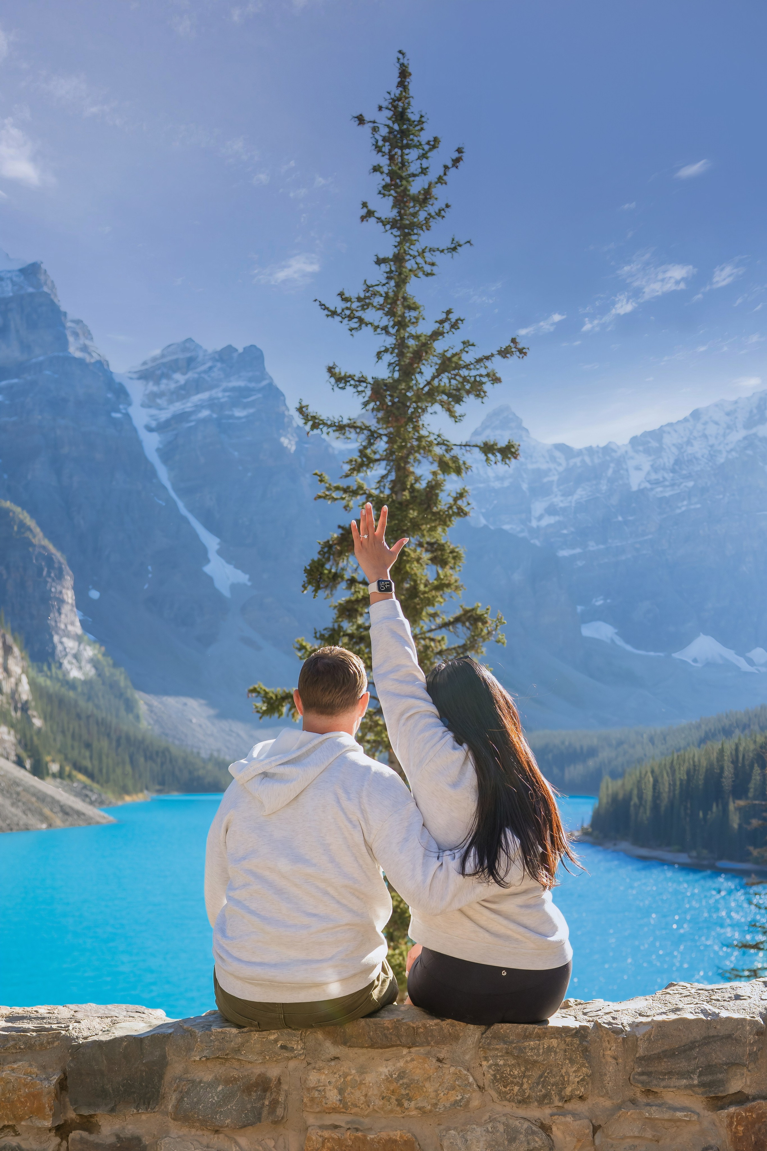 Justin & Kat — Surprise Proposal / Moraine Lake, Banff