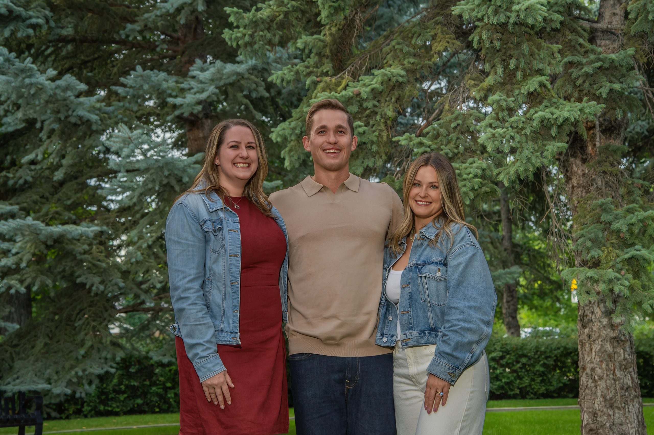 Cathy’s Family — Calgary Mini Session