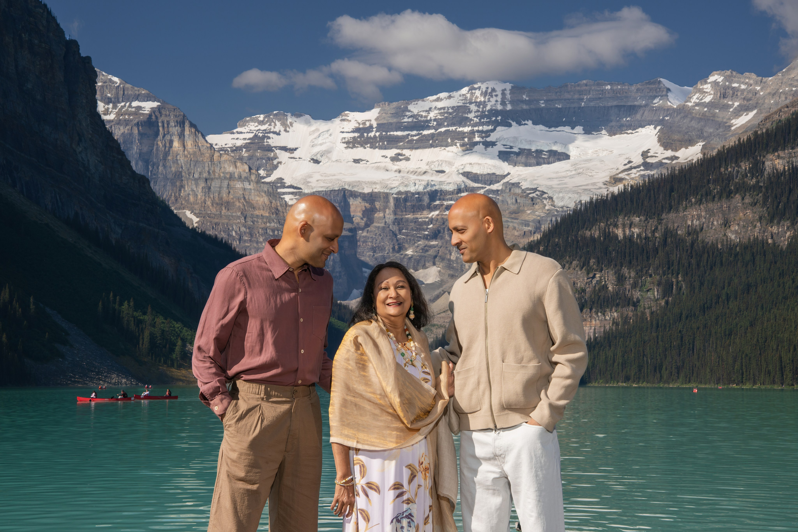 Nalini’s Family. Engagement, Wedding & Family Photographer in Calgary | allo Photography