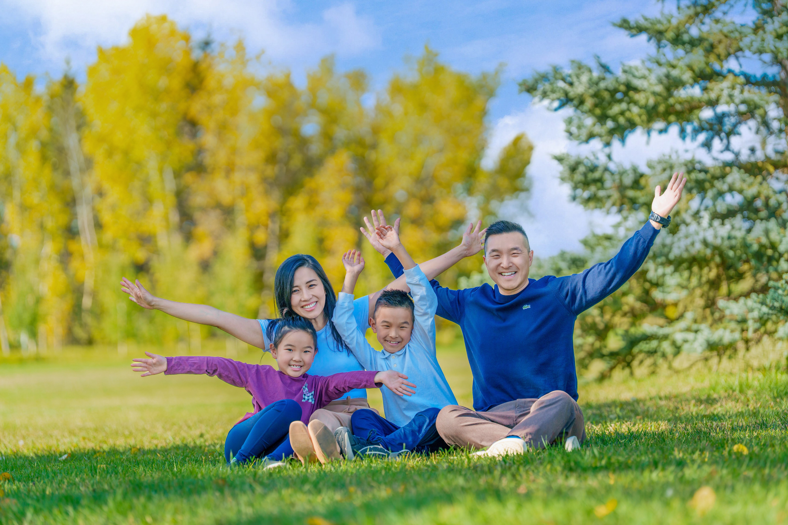 Sarah’s Family. Engagement, Wedding & Family Photographer in Calgary | allo Photography
