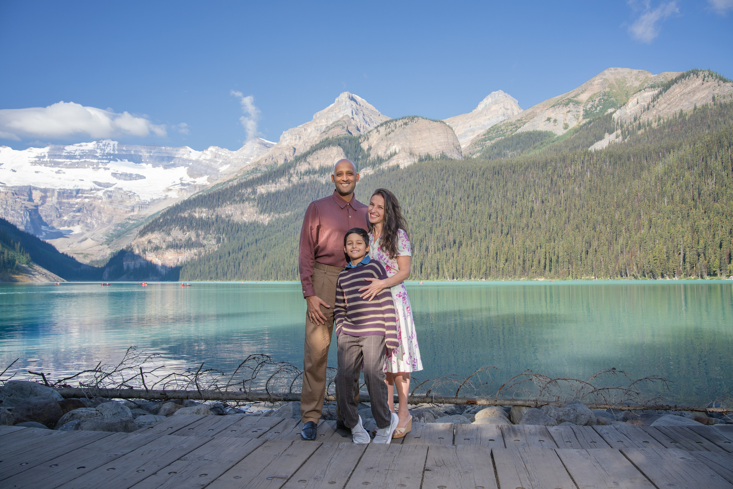 Nalini’s Family. Engagement, Wedding & Family Photographer in Calgary | allo Photography