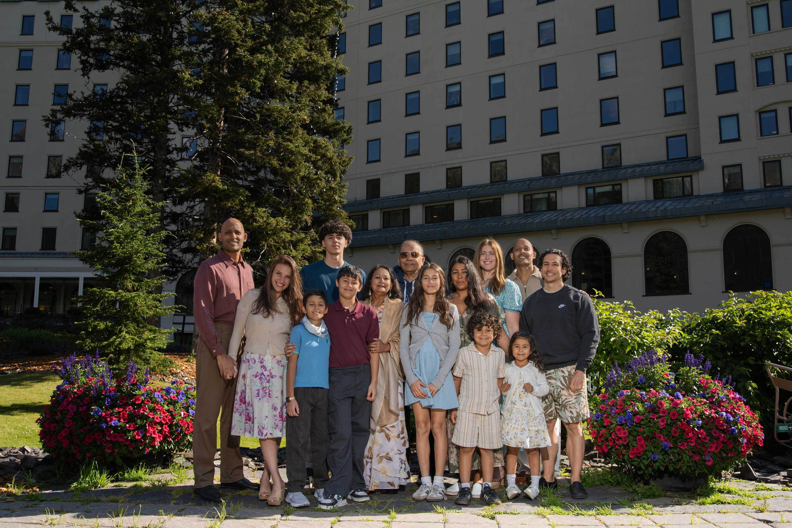Nalini’s Family. Engagement, Wedding & Family Photographer in Calgary | allo Photography