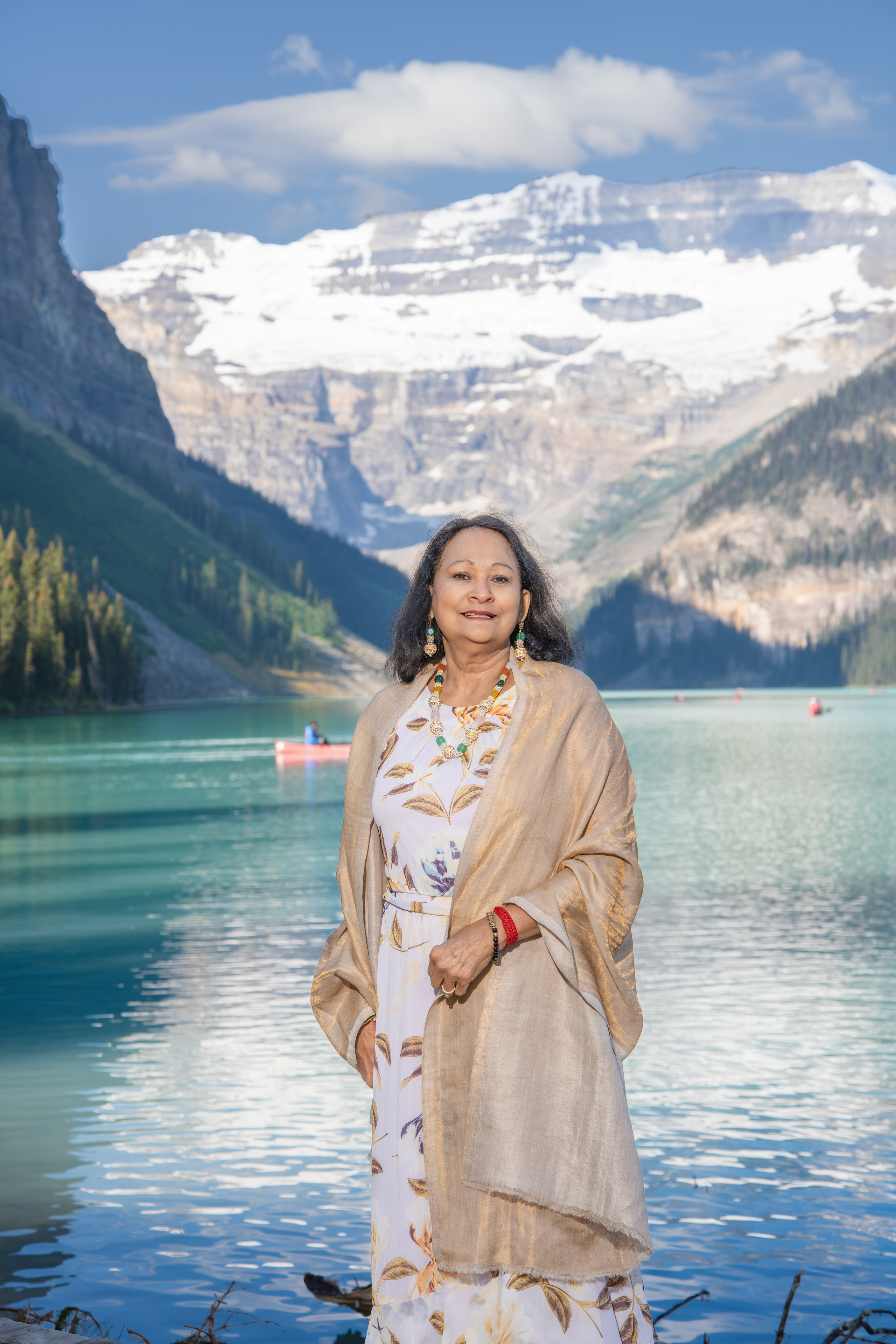 Nalini’s Family. Engagement, Wedding & Family Photographer in Calgary | allo Photography
