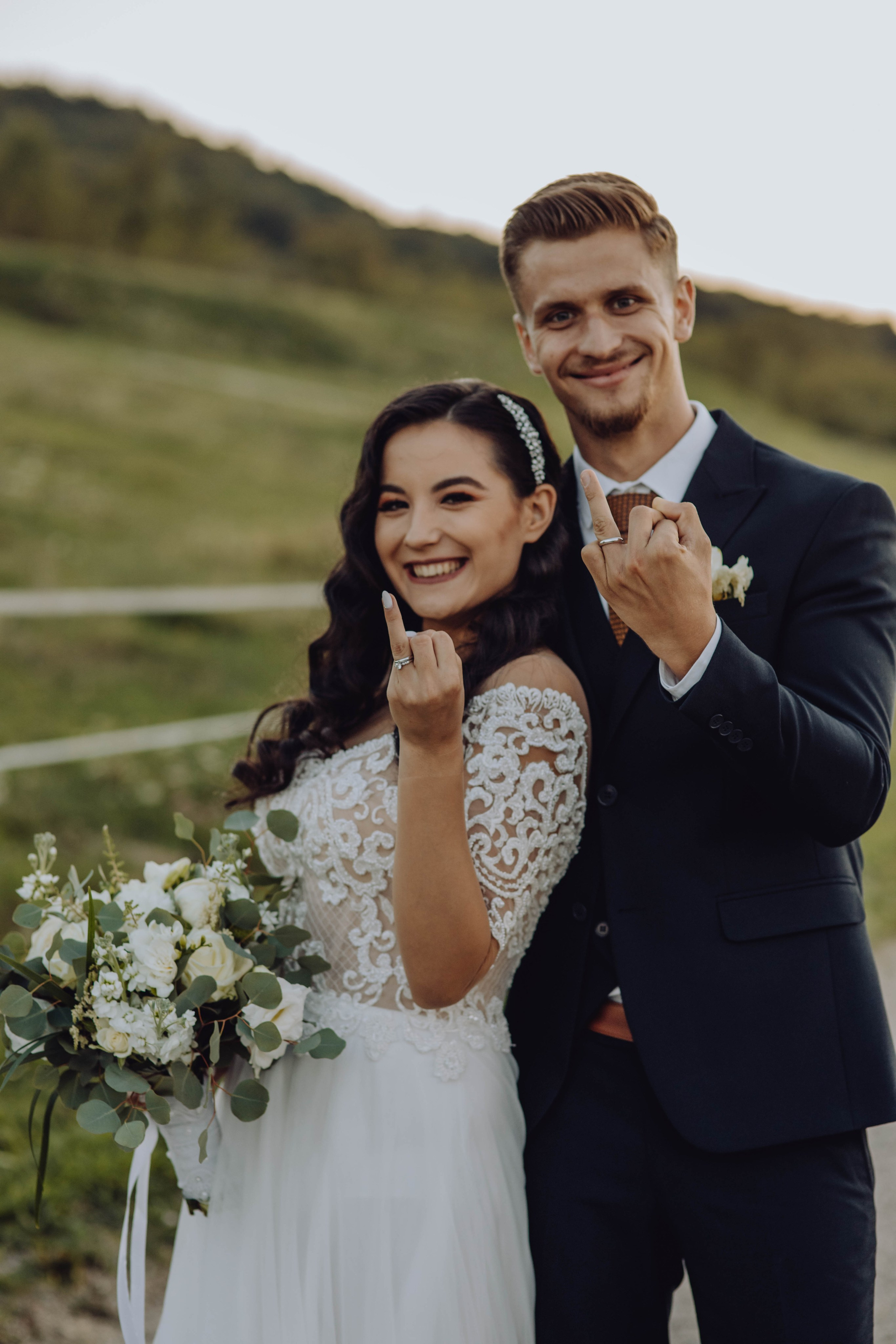 Raul & Eunice. Wedding & couple photographer from Romania Rut Vetan