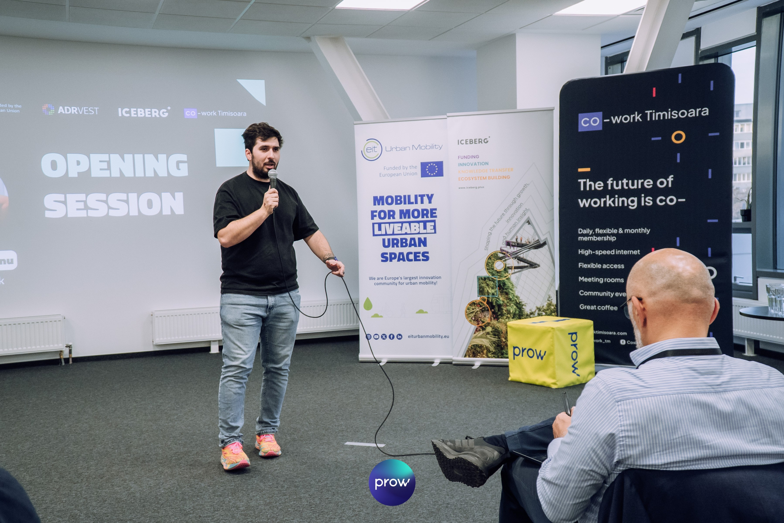 InVest DemoDay @ Cowork. Cozac Cristian Photographer