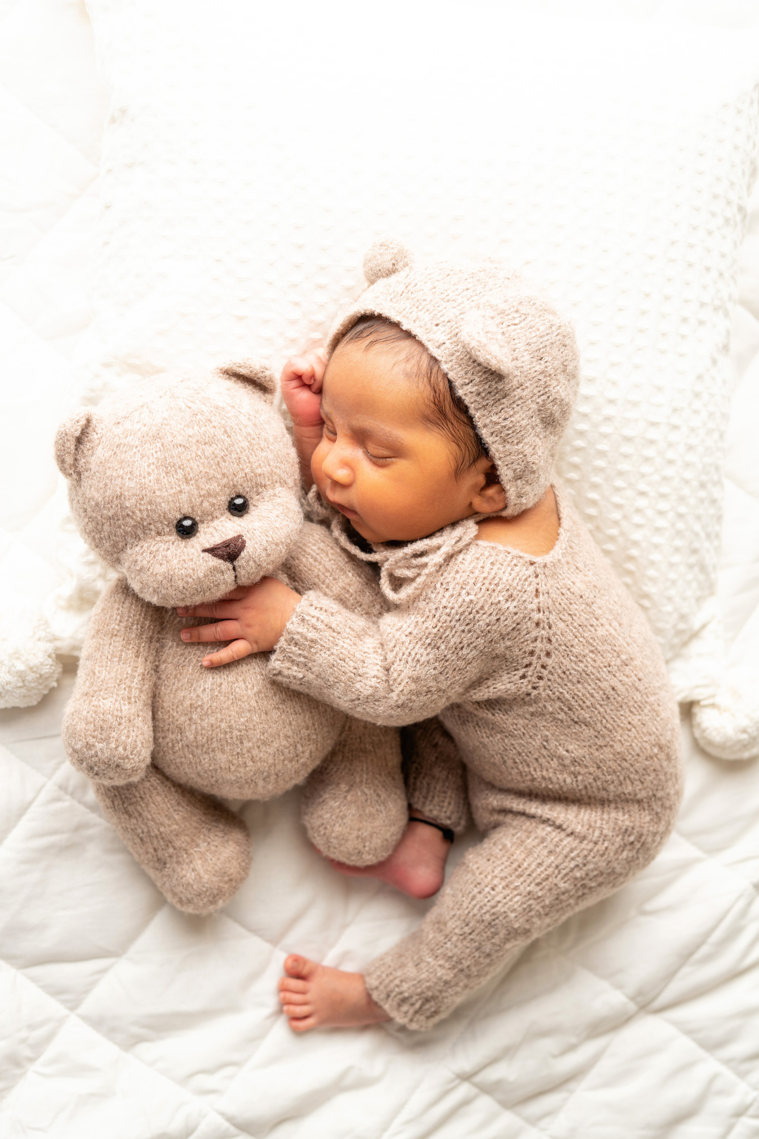 NEWBORN PORTFOLIO. Newborn Photographer and life casting in Dubai Dariya Saeed