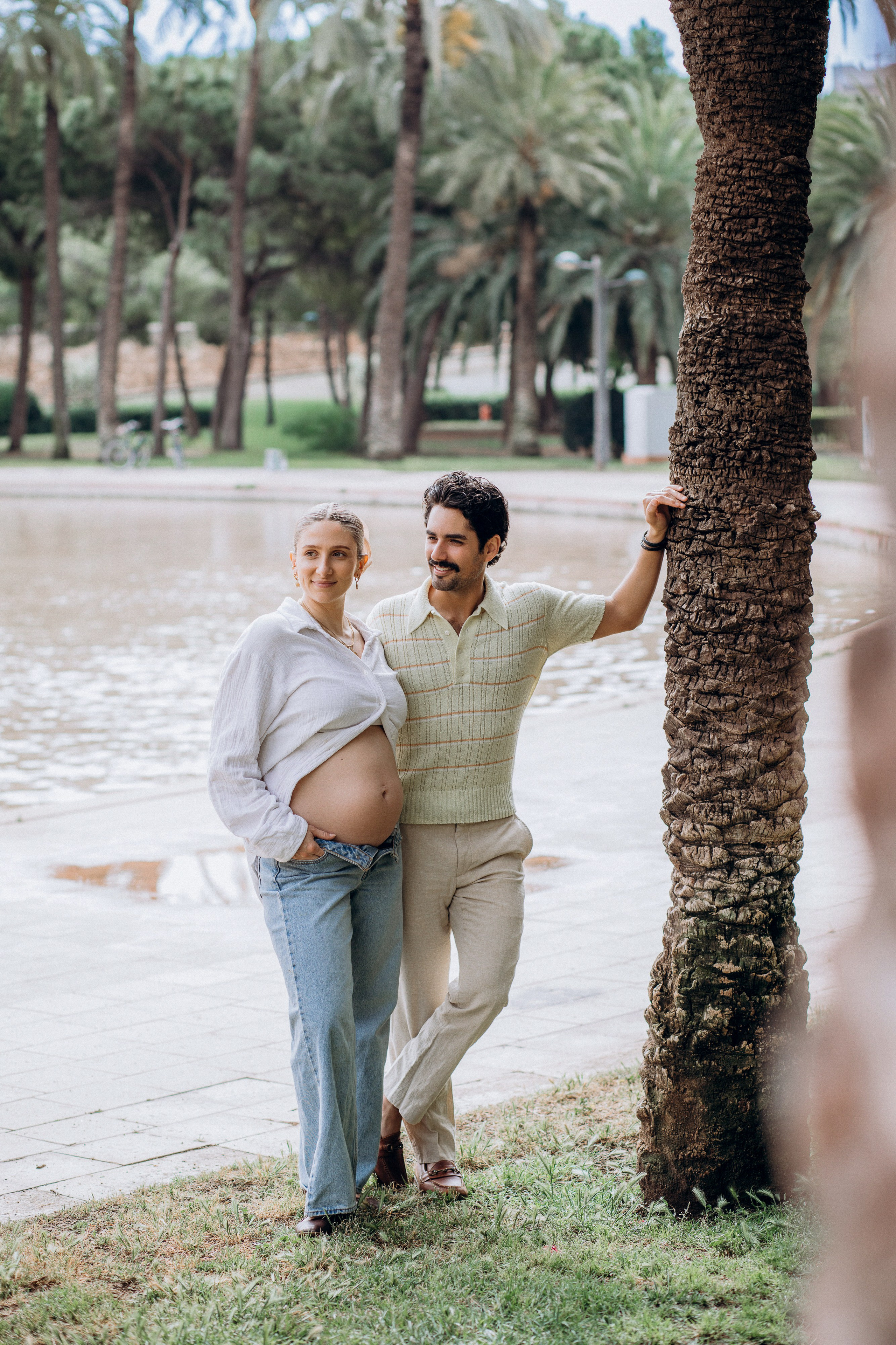 Hermosa Fotografía de Embarazo por Julia Gnatenko | Sesiones de Maternidad en Valencia, Alicante, Barcelona. Julia Gnatenko — Fotógrafa en Valencia, Alicante, Barcelona, España y Europa