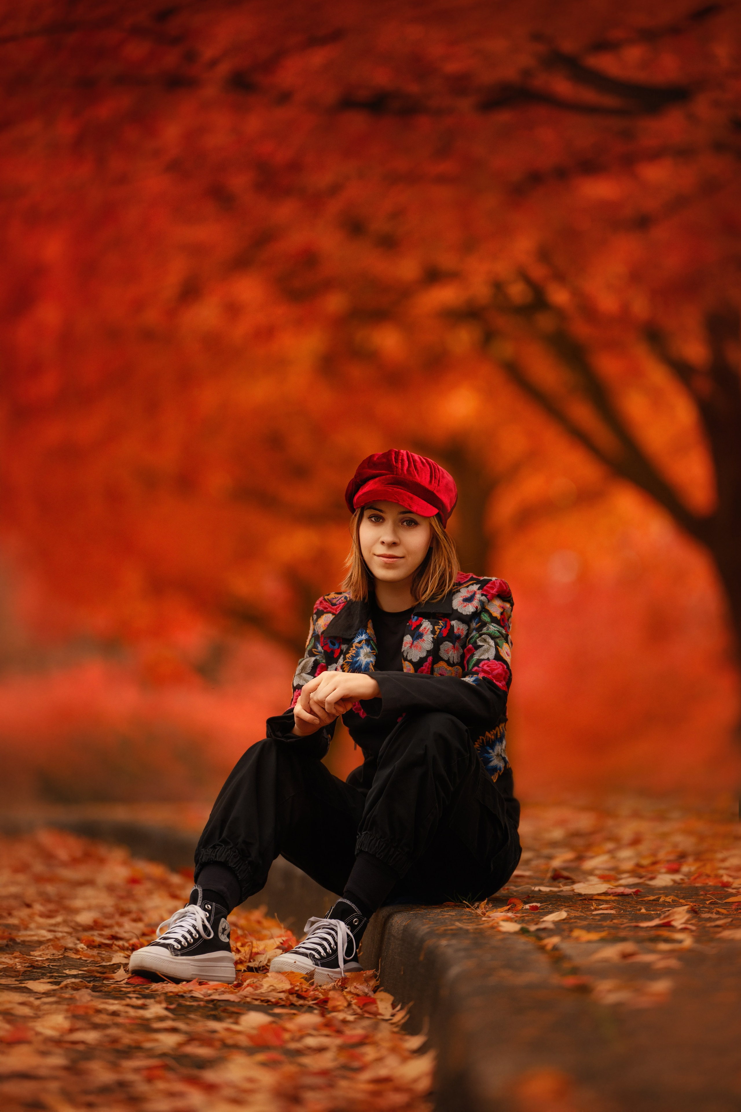 Red autumn. Wedding & portrait photography in the Seattle Area. Helen Michelle photographer