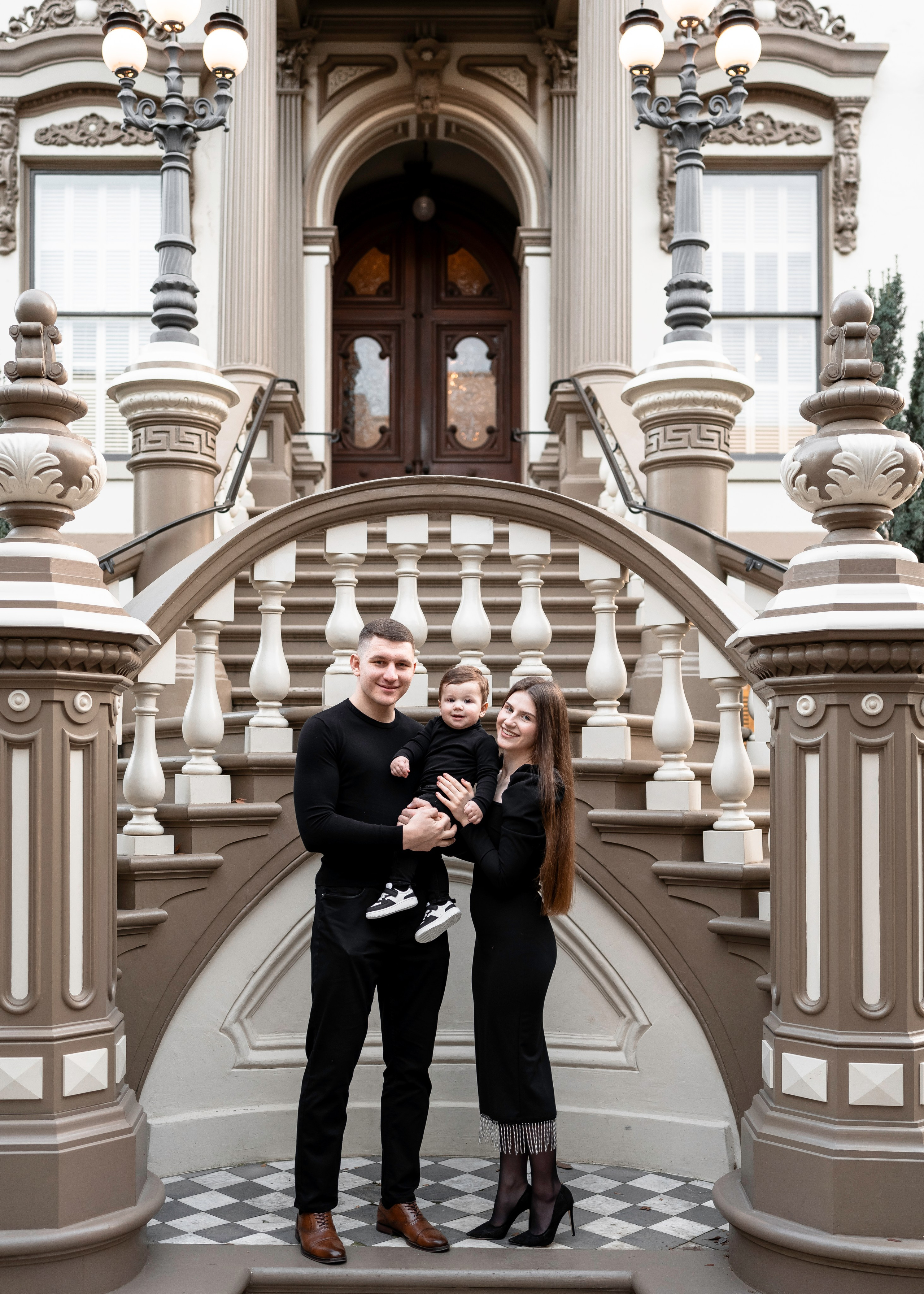 Artem, Nadia & Elisha. Family photographer in Sacramento | Sofia Pavenko