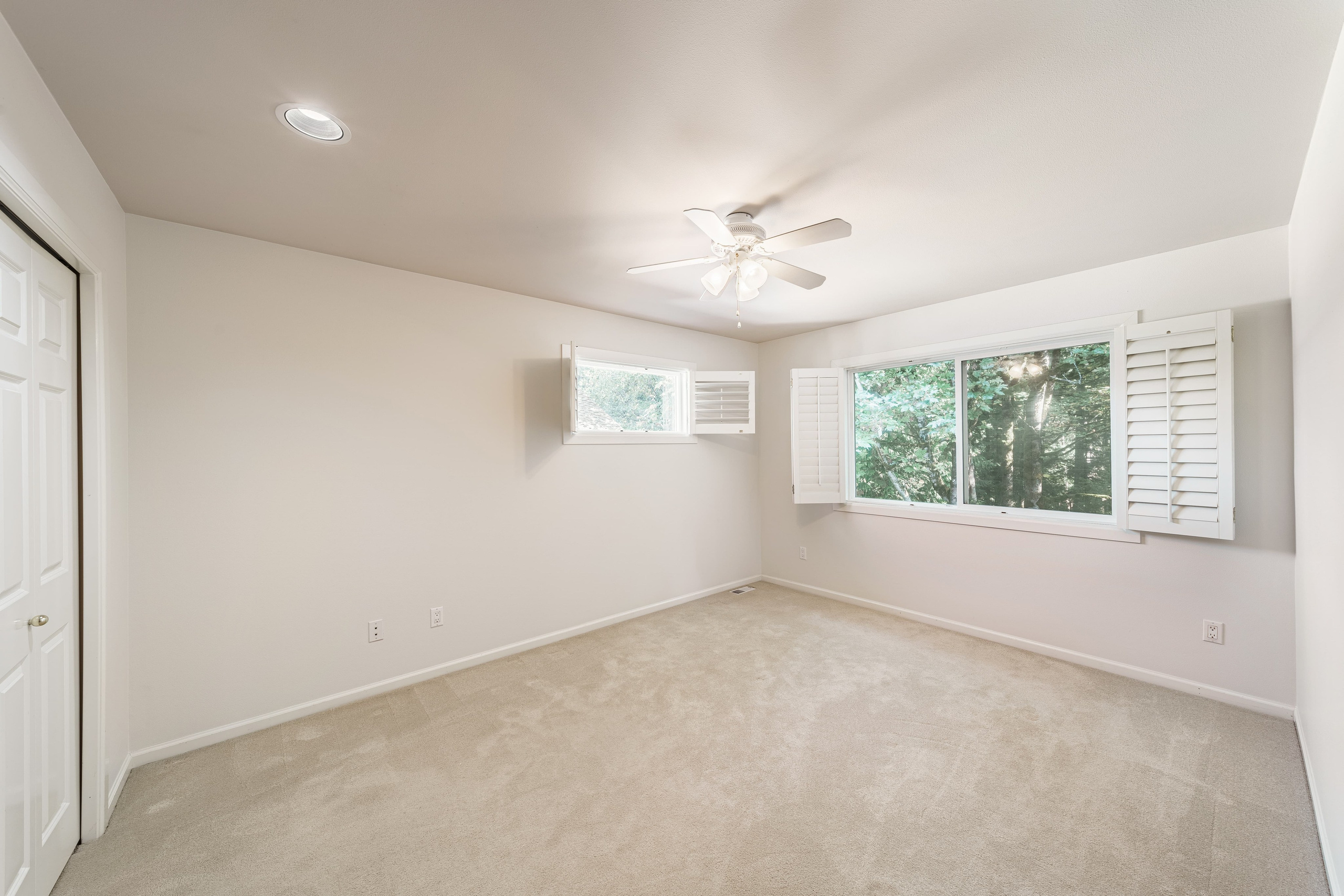 Real Estate photography. Washington state. EVAN ARISTOV WEDDING PHOTOGRAPHY — Seattle Wedding Photographer