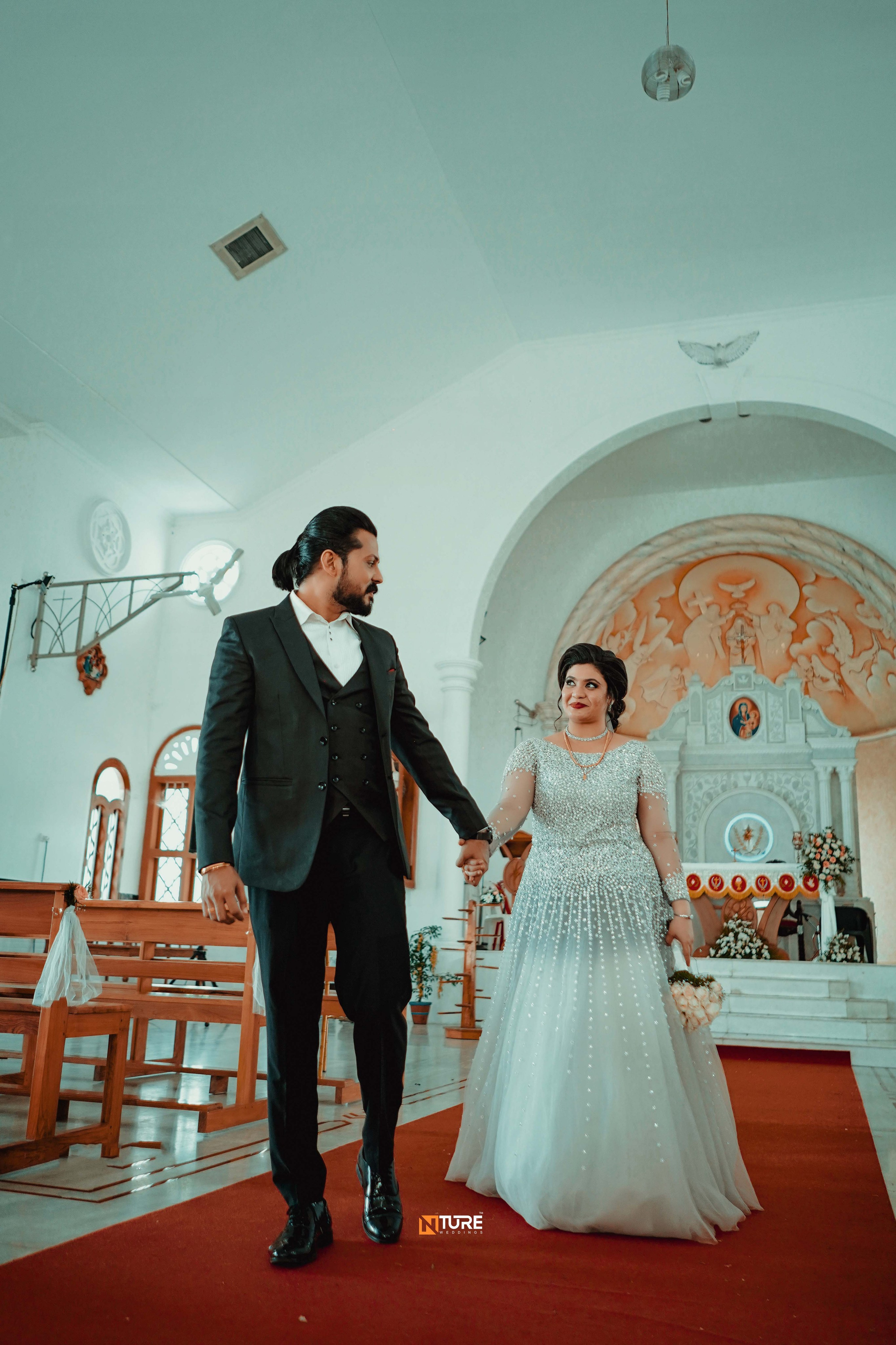 PHOTOS. NTURE WEDDING