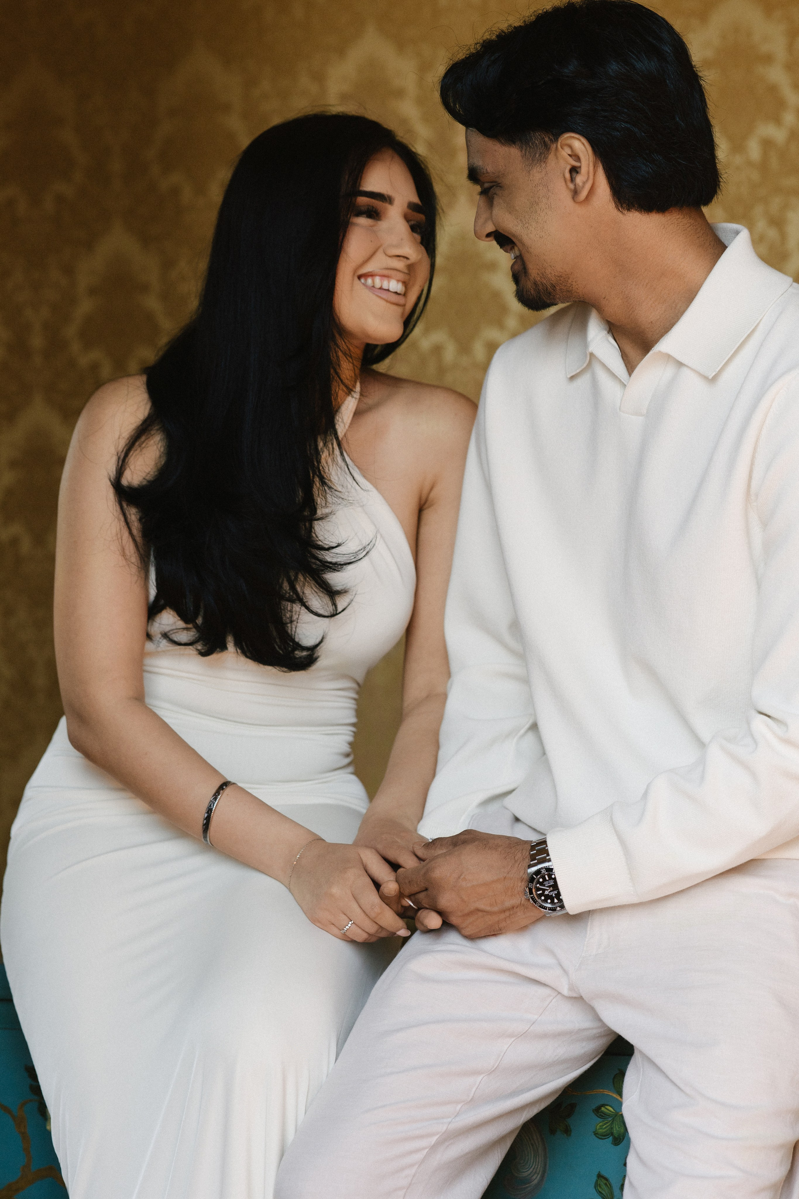 Vish & Kajal. Wedding photographer in Italy