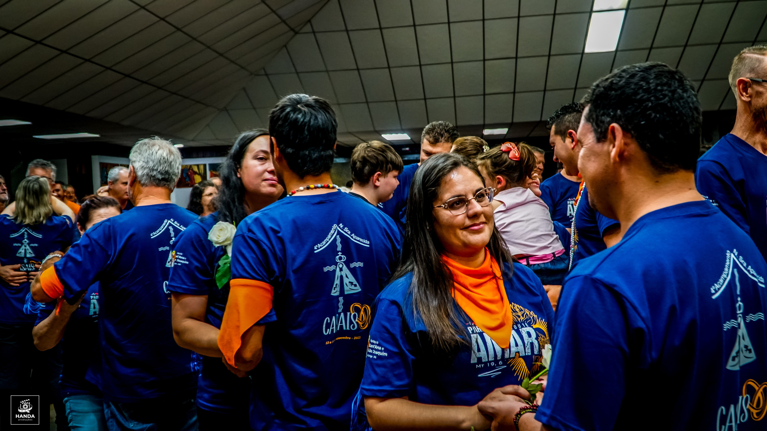 Acampamento Casais. Handa Produções