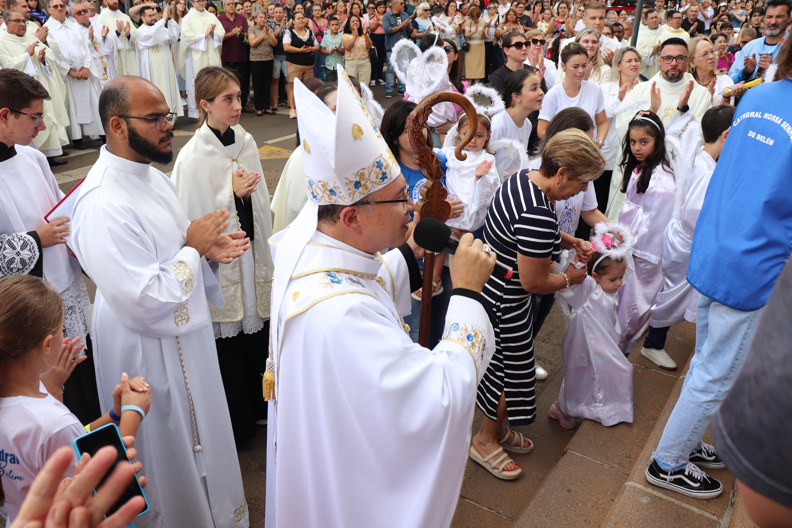 Peregrinação Nossa Senhora de Belém. Handa Produções
