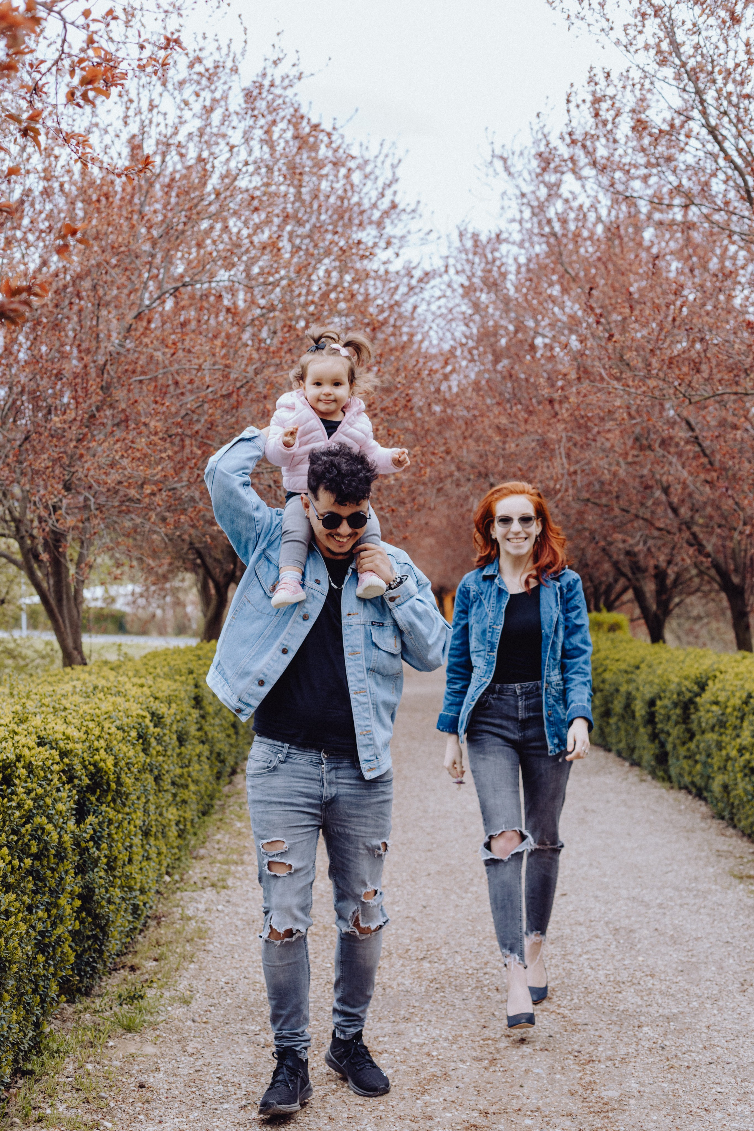 Paul & Maria. Wedding & couple photographer from Romania Rut Vetan