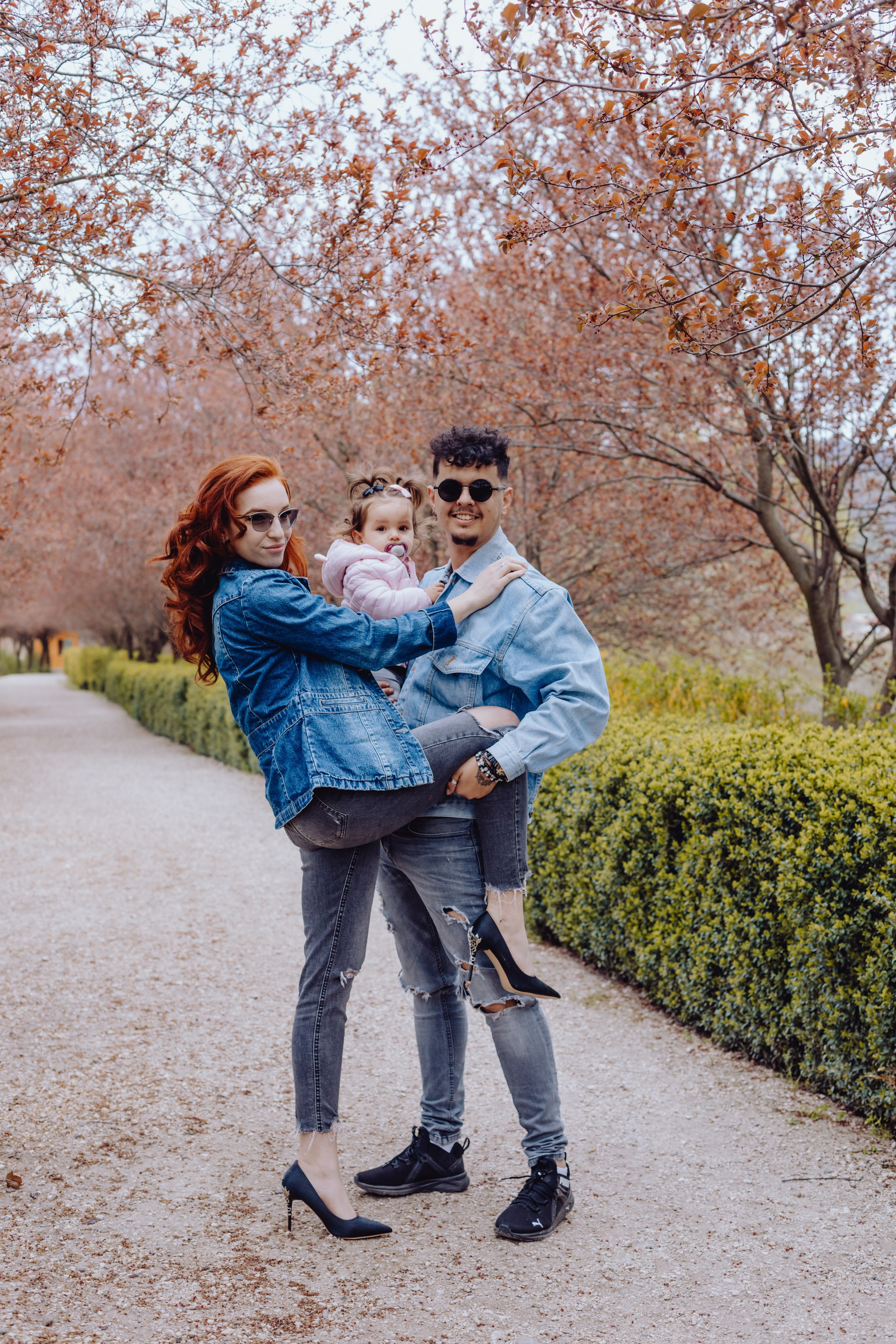 Paul & Maria. Wedding & couple photographer from Romania Rut Vetan