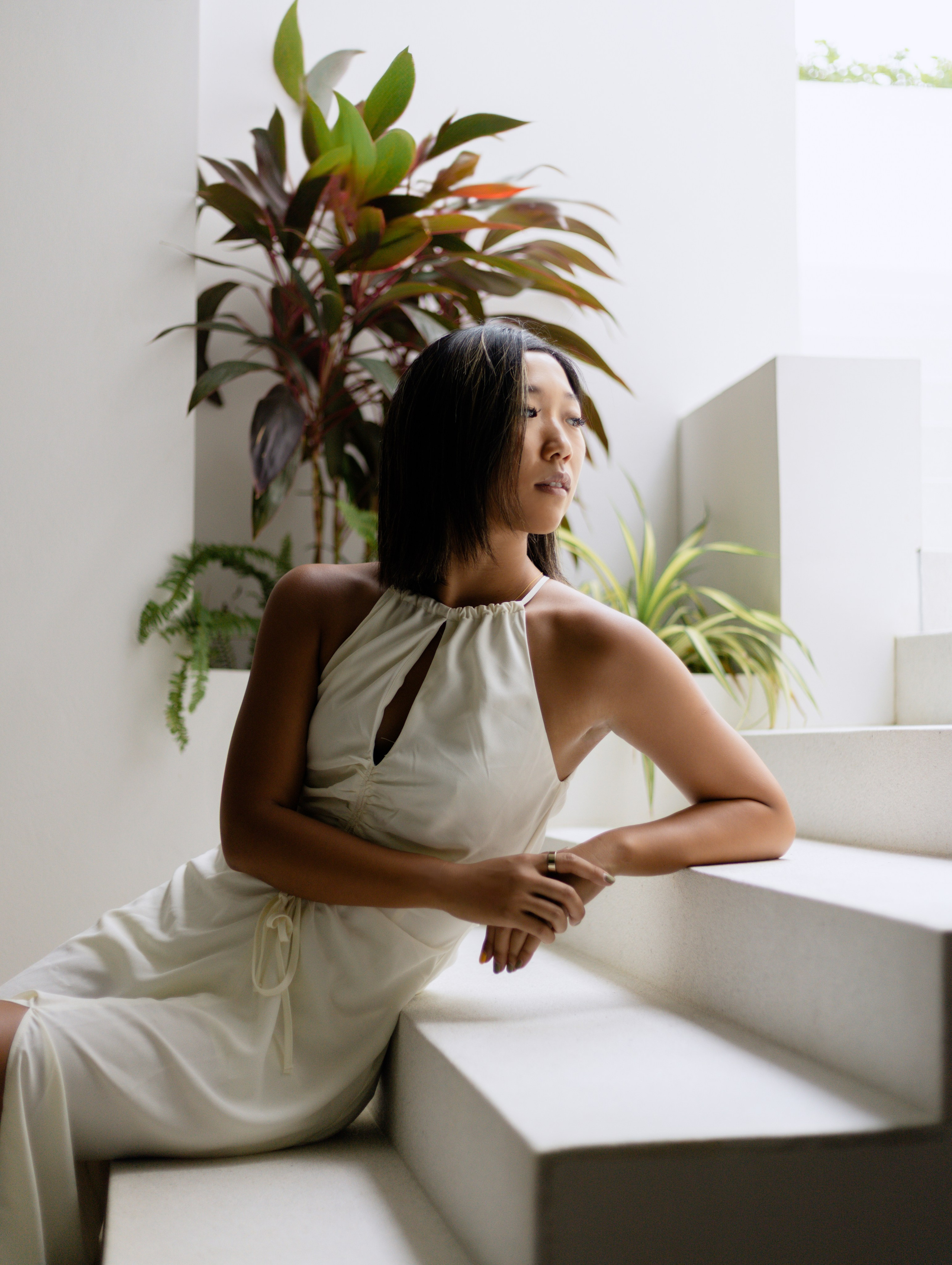 INDIVIDUAL WOMEN'S PHOTO SHOOT. HOME