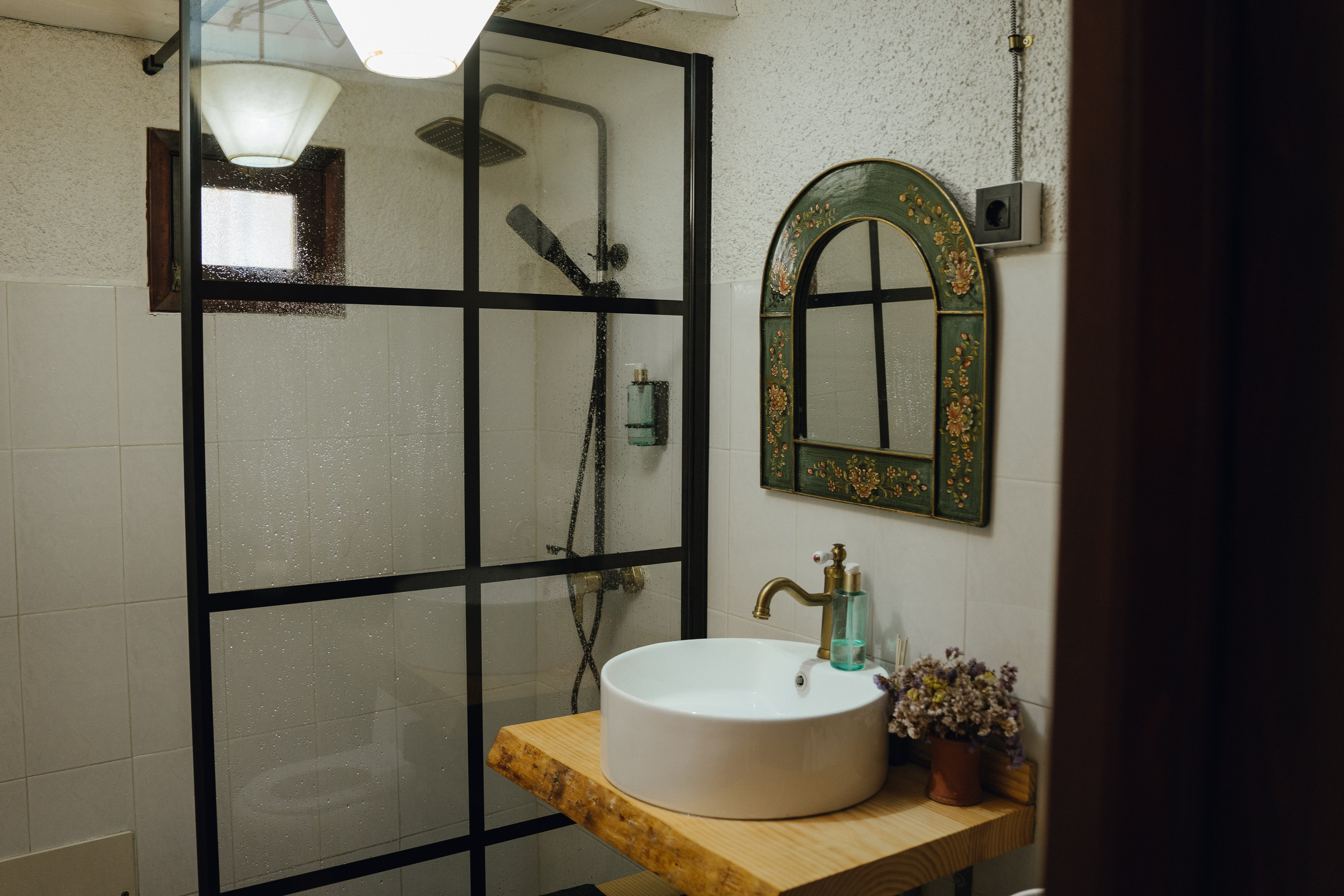 Black Sand Beach | Seixal Madeira. Patricia Morenci — Mountain Adventures for the Wild at Heart