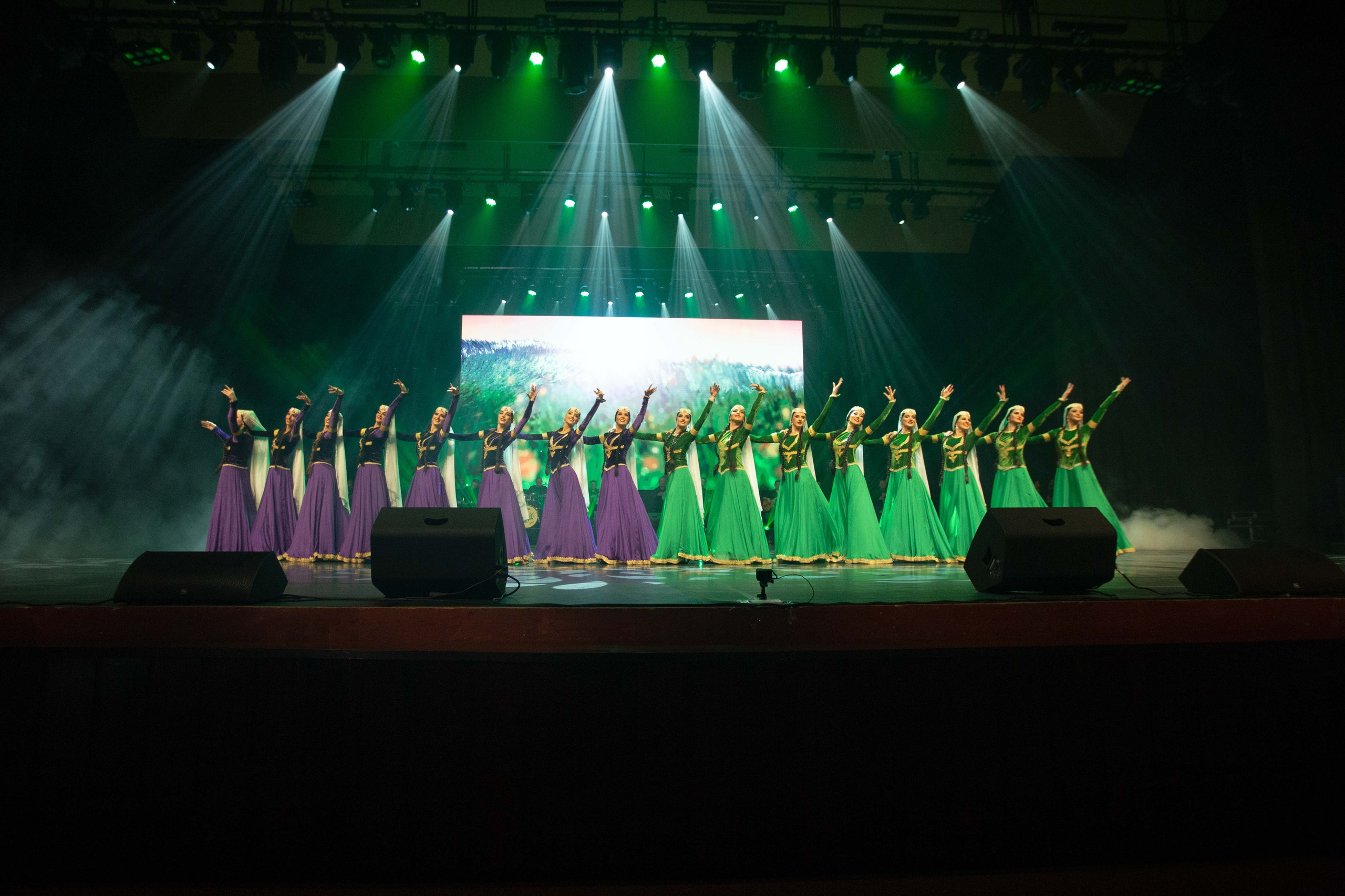 STATE DANCE ENSEMBLE. Wedding&Event photographer Ismail Rzayev in Baku