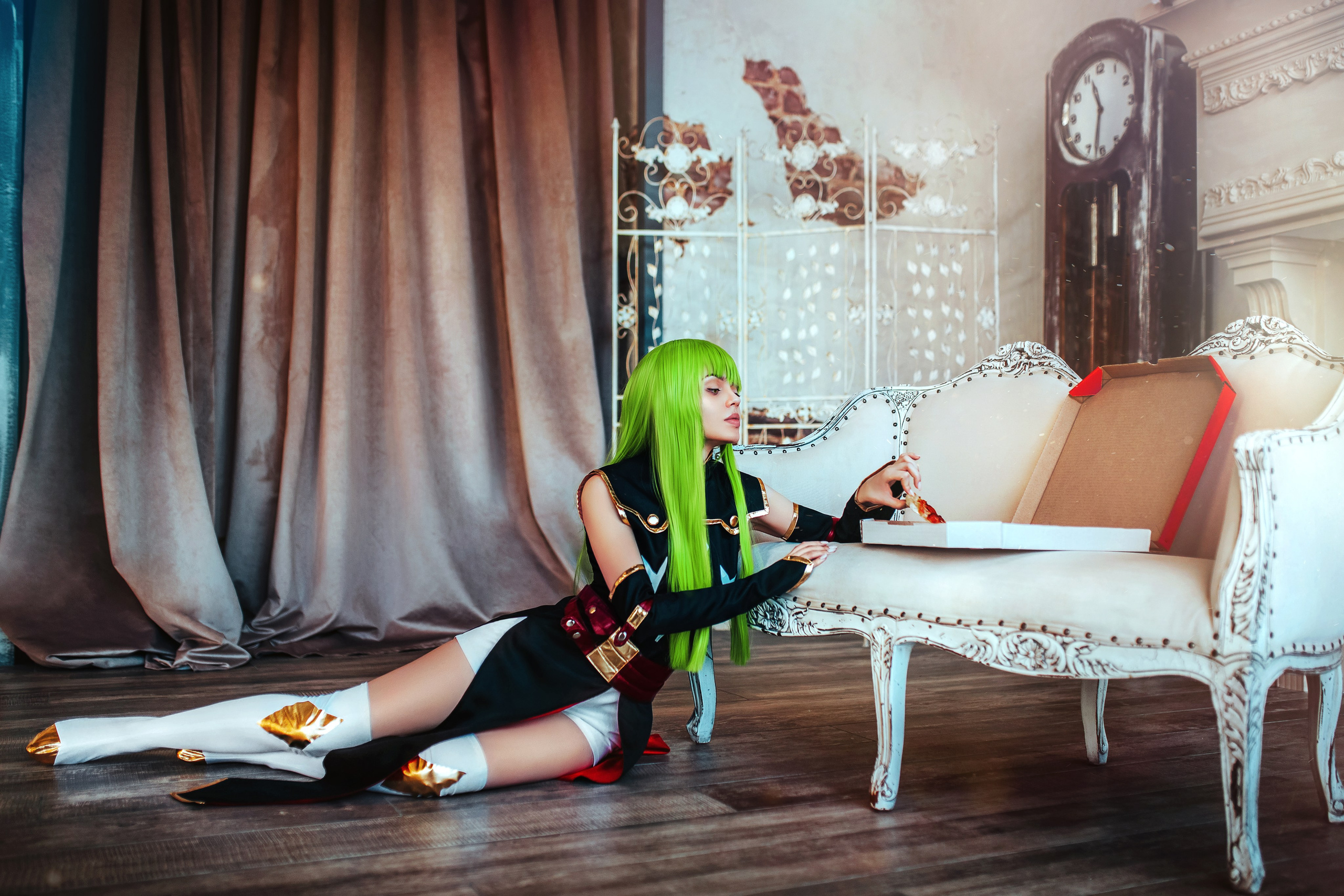 Fantasy cosplay portrait with dramatic studio lighting. Dark aesthetic cosplay photoshoot in Belgrade. Creative fantasy character photography in Serbia