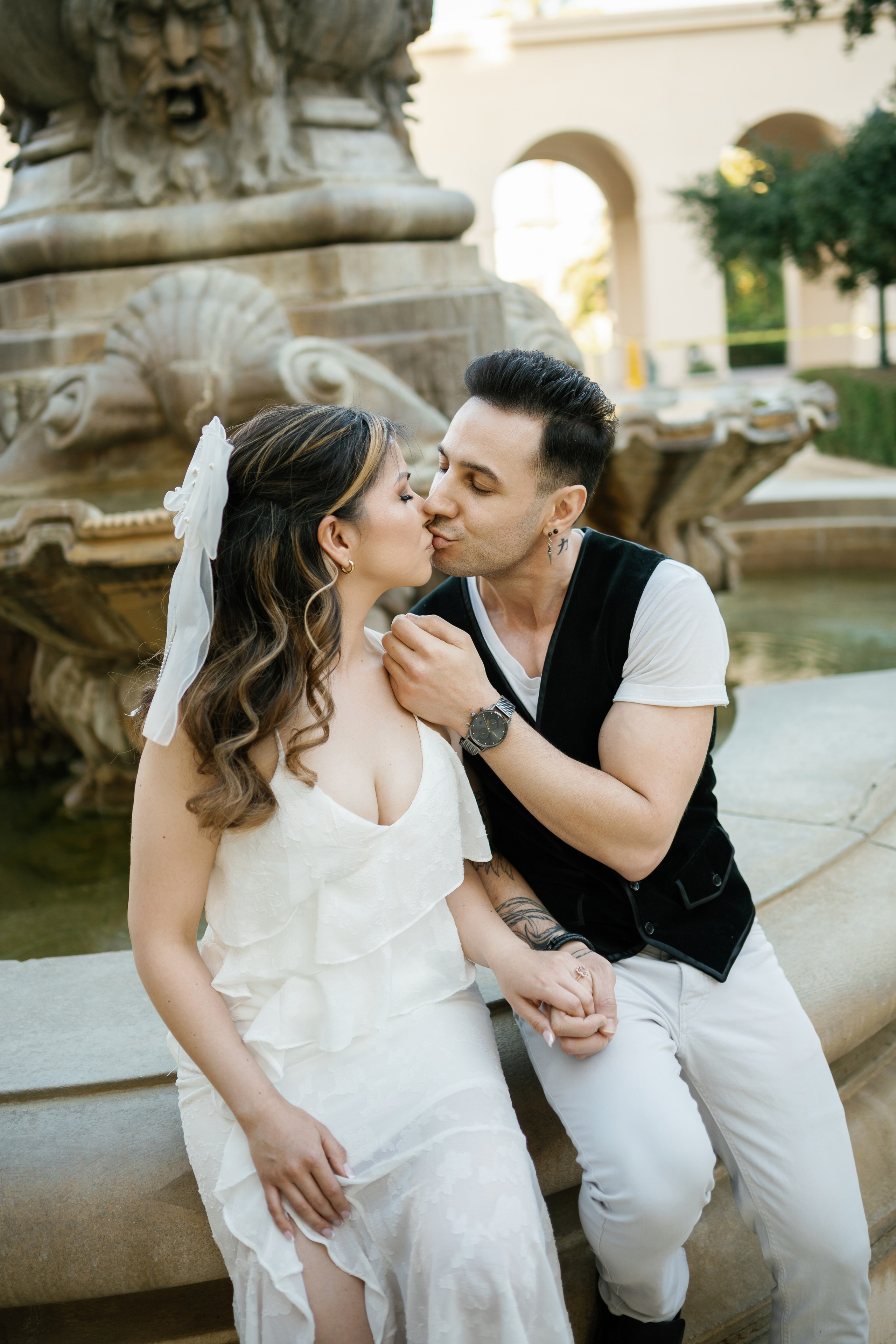 Pasadena City Hall Engagement Photoshoot, California. Wedding Photography & Videography Team in California, Los Angeles, San Francisco, San Diego and Travel