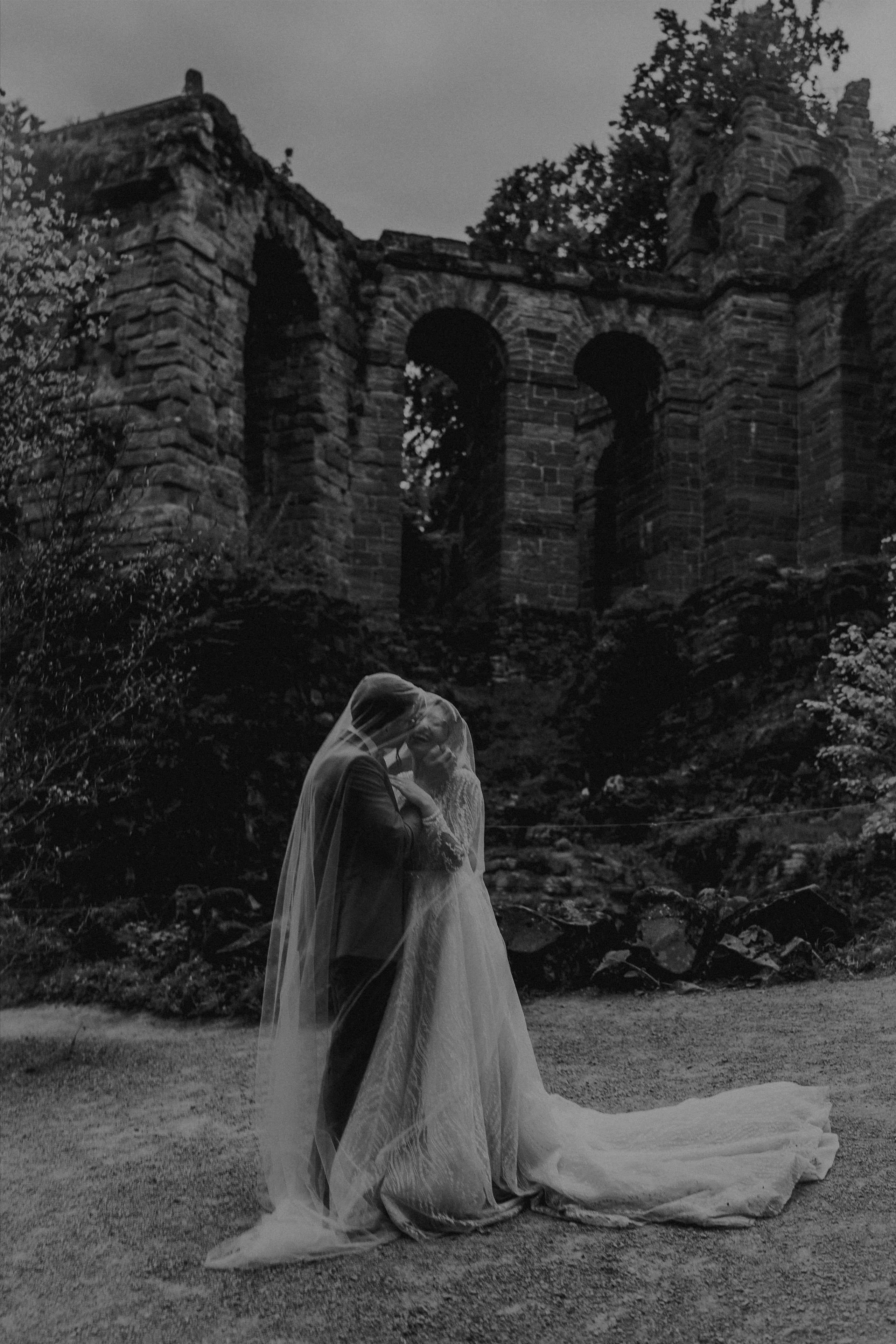 Diana & Cristian / Trash the Dress. Foto / Video nunta Deva, Hunedoara