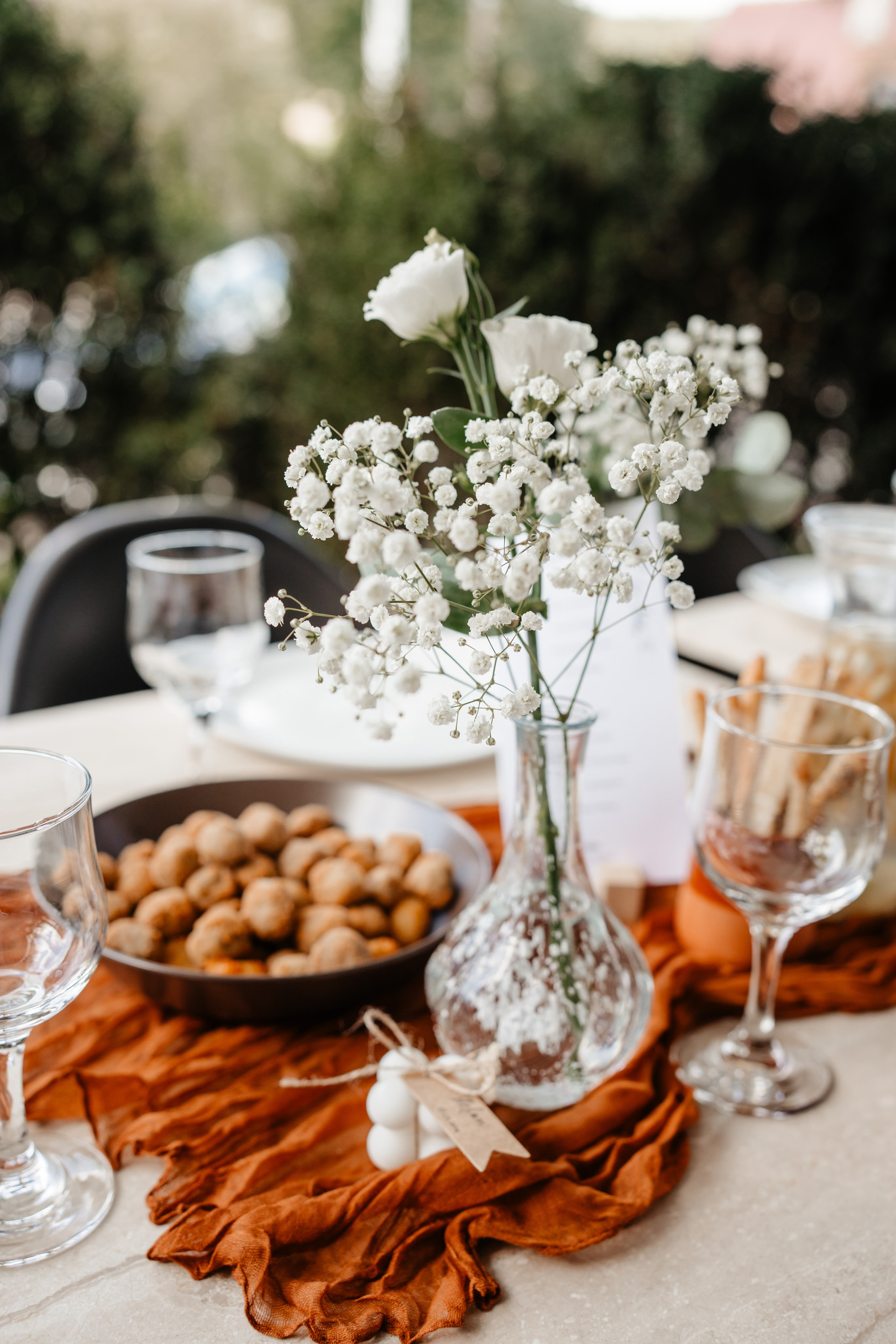 Stefan. Raw Studio. Fotograful tau de nunta!