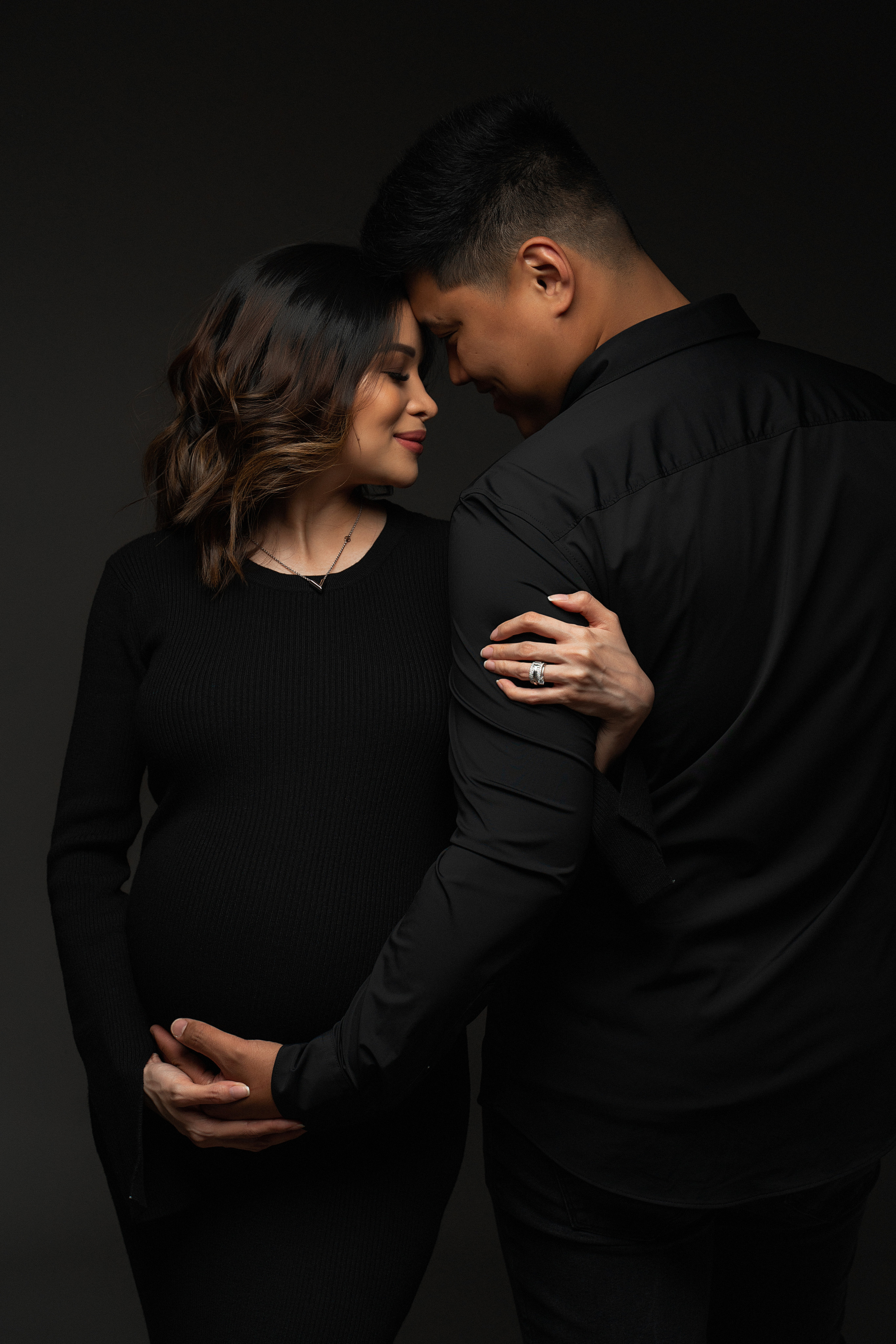 STUDIO: Anne. Maternity/Love story/Wedding photographer