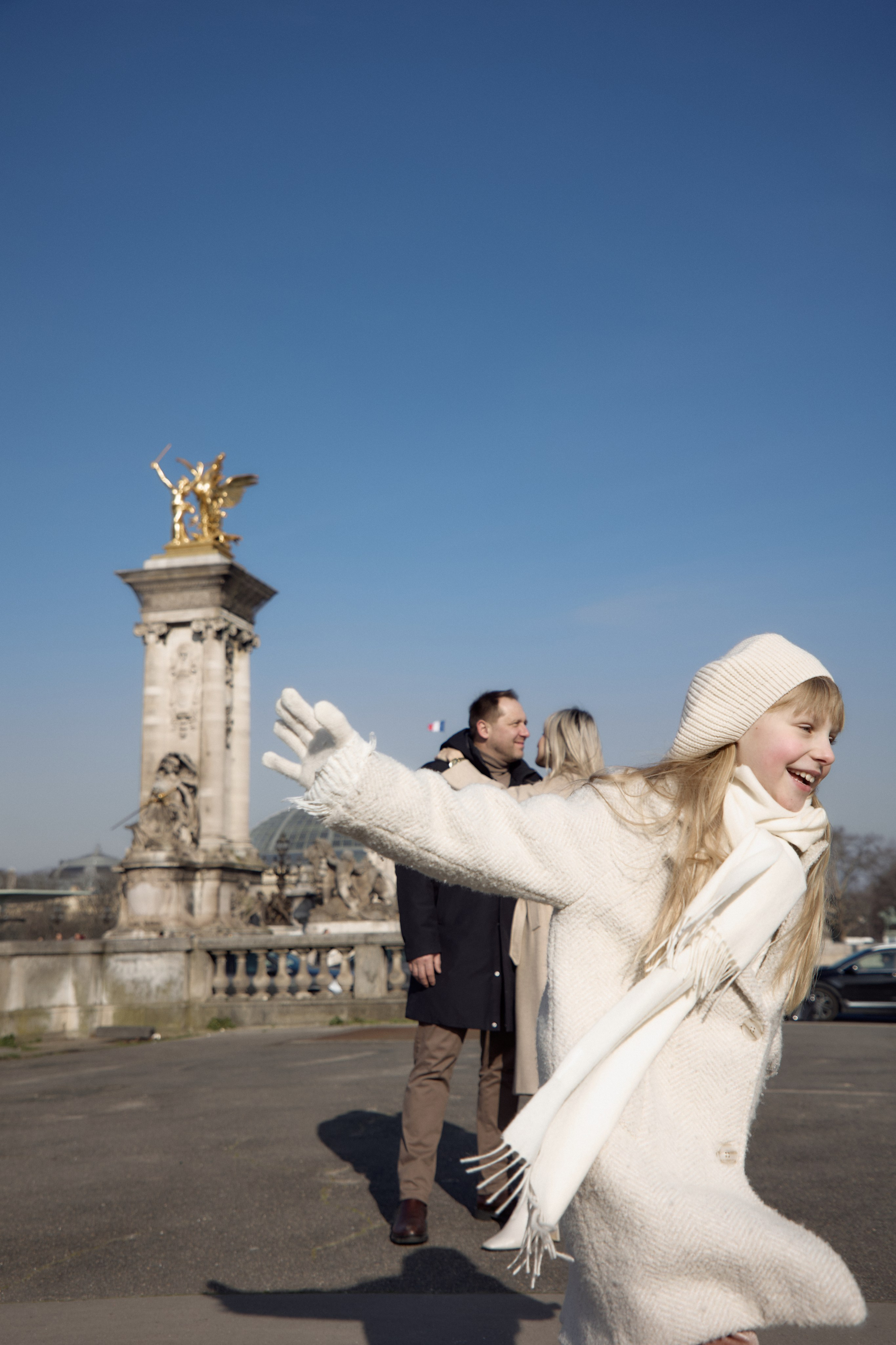 Pont Alexandre III & Eiffel Tower. Fotógrafa en París