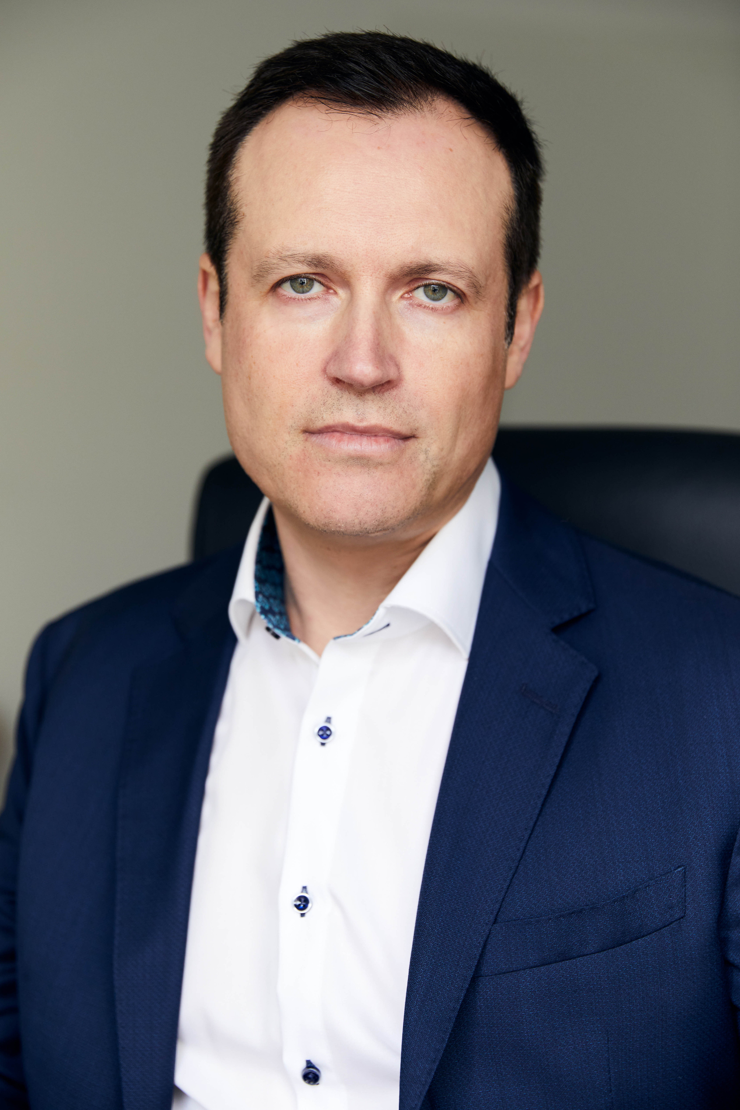 БИЗНЕС—ПОРТРЕТ. Photographer in Frankfurt Evgeniia Dubrov