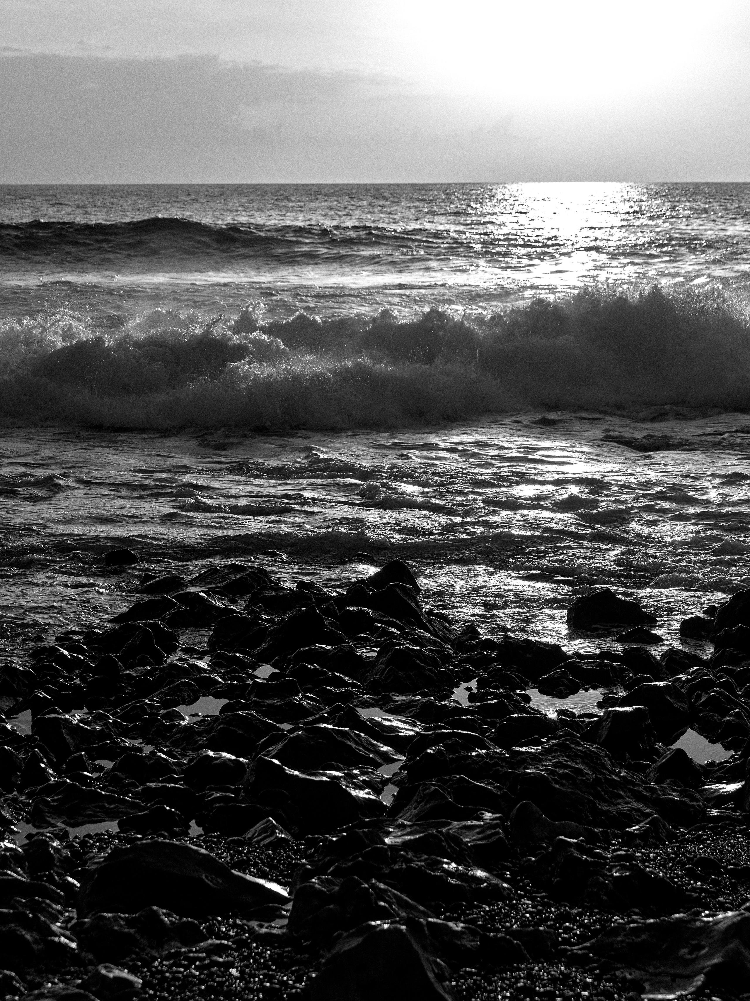 Beach photo shoot in Tenerife, Canary islands. Photographer in Frankfurt Evgeniia Dubrov