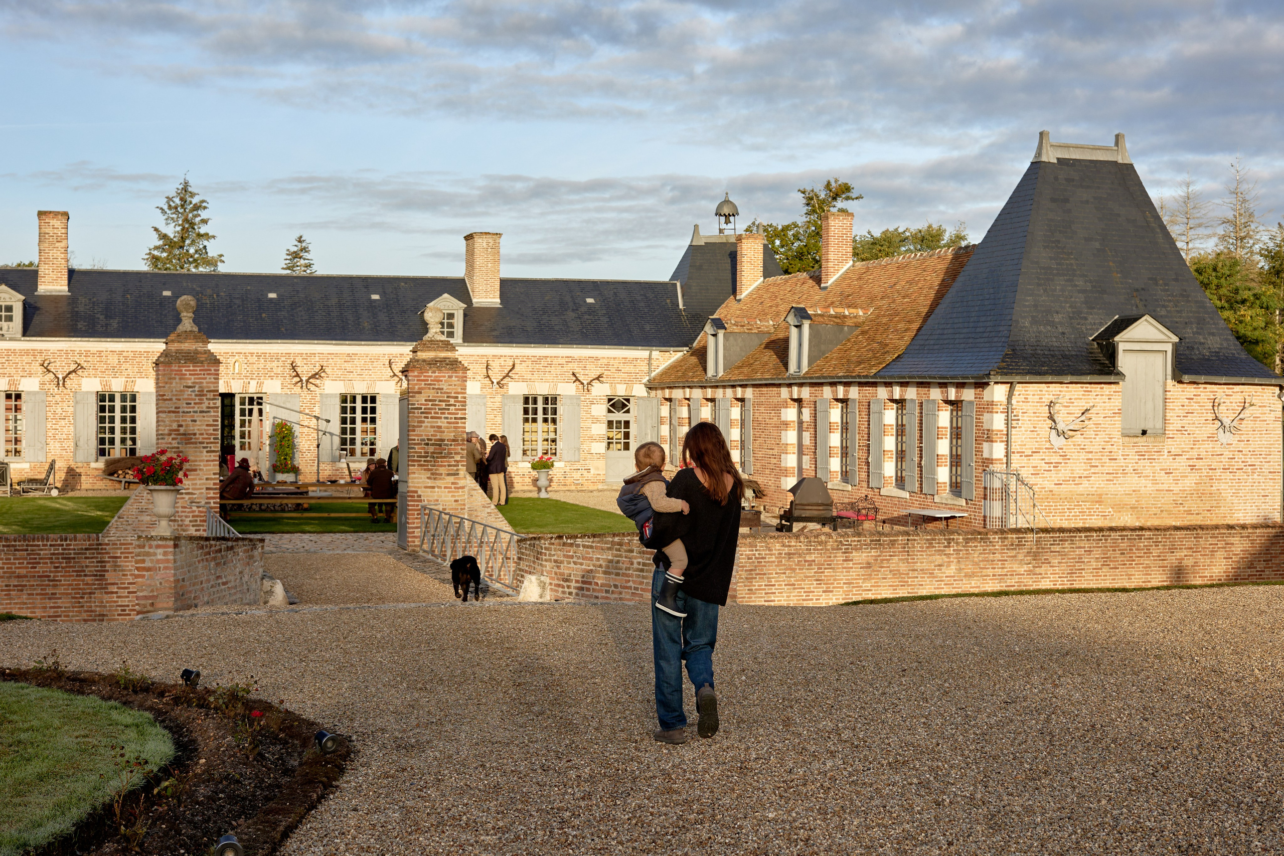 Hunting in France. Amazing photo session at a time convenient for you. Y