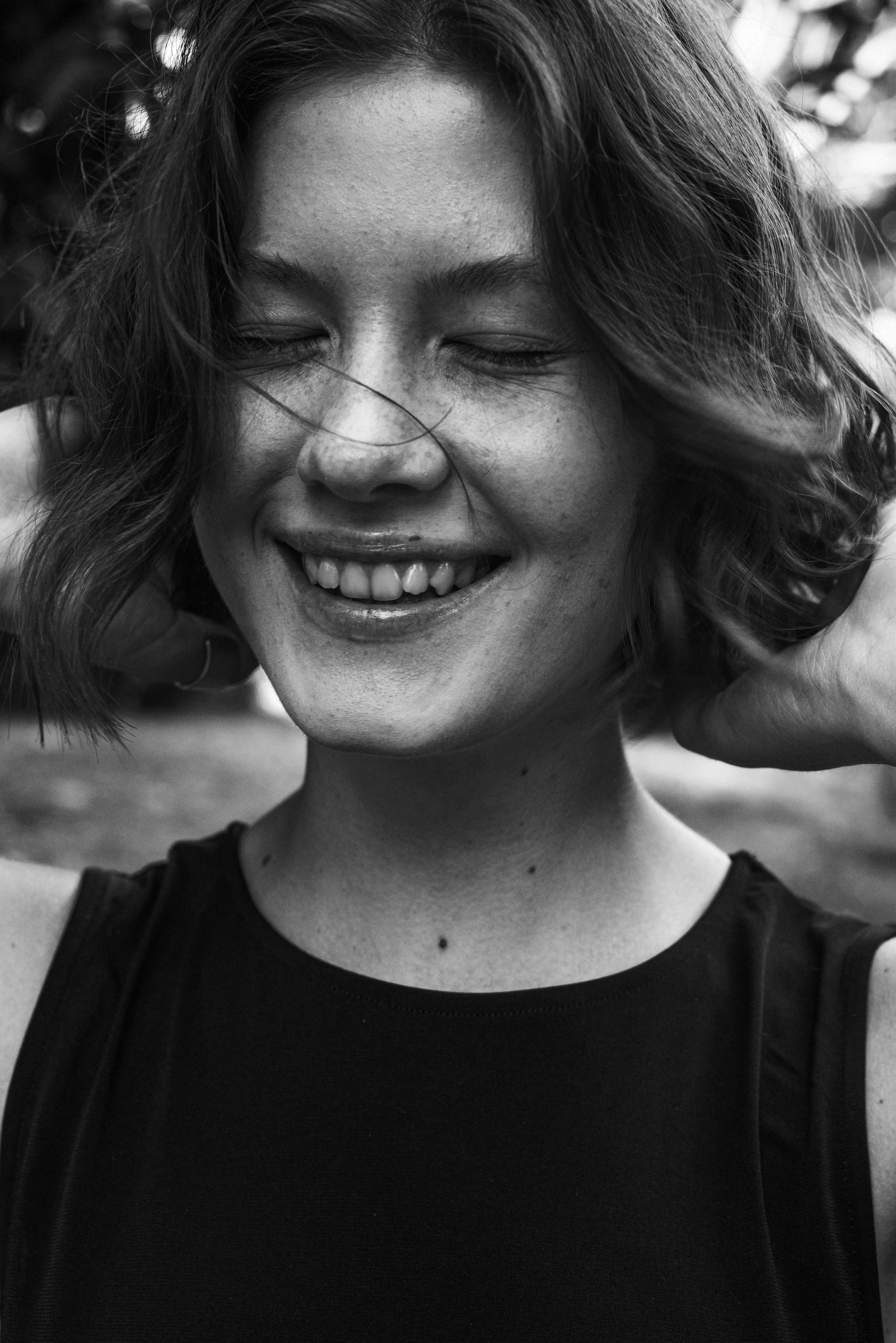 Outdoor portrait. Behnam Khorramshahi, a portrait and fashion photographer in Cologne, Germany