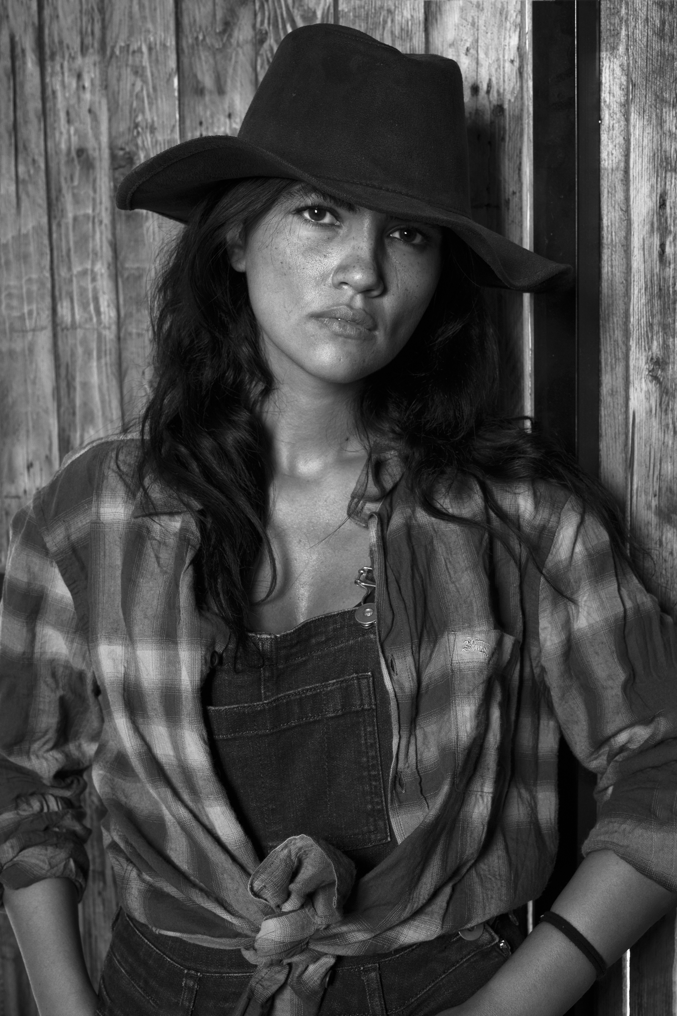 Outdoor portrait. Behnam Khorramshahi, a portrait and fashion photographer in Cologne, Germany