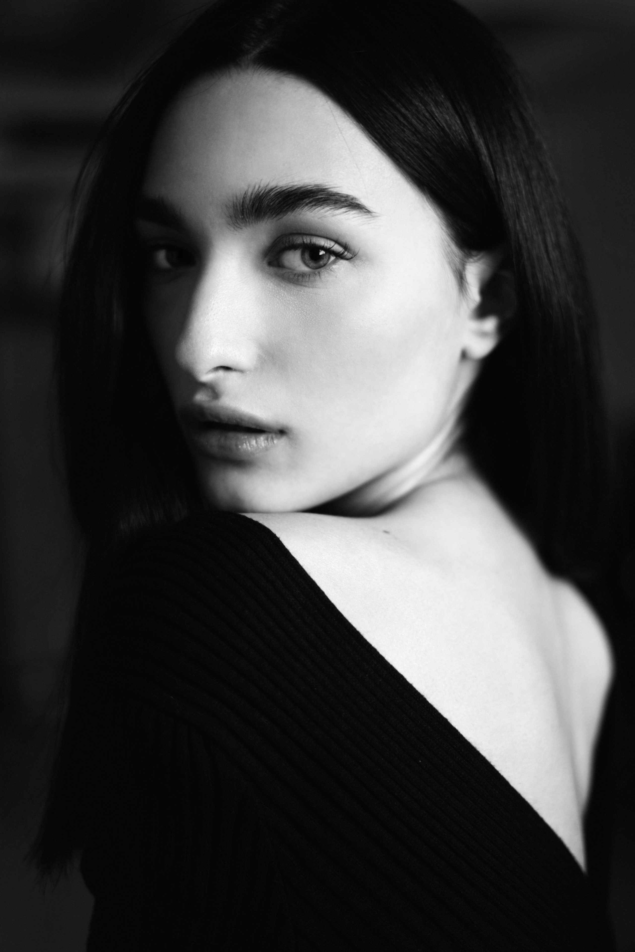 Studio portrait. Behnam Khorramshahi, a portrait and fashion photographer in Cologne, Germany