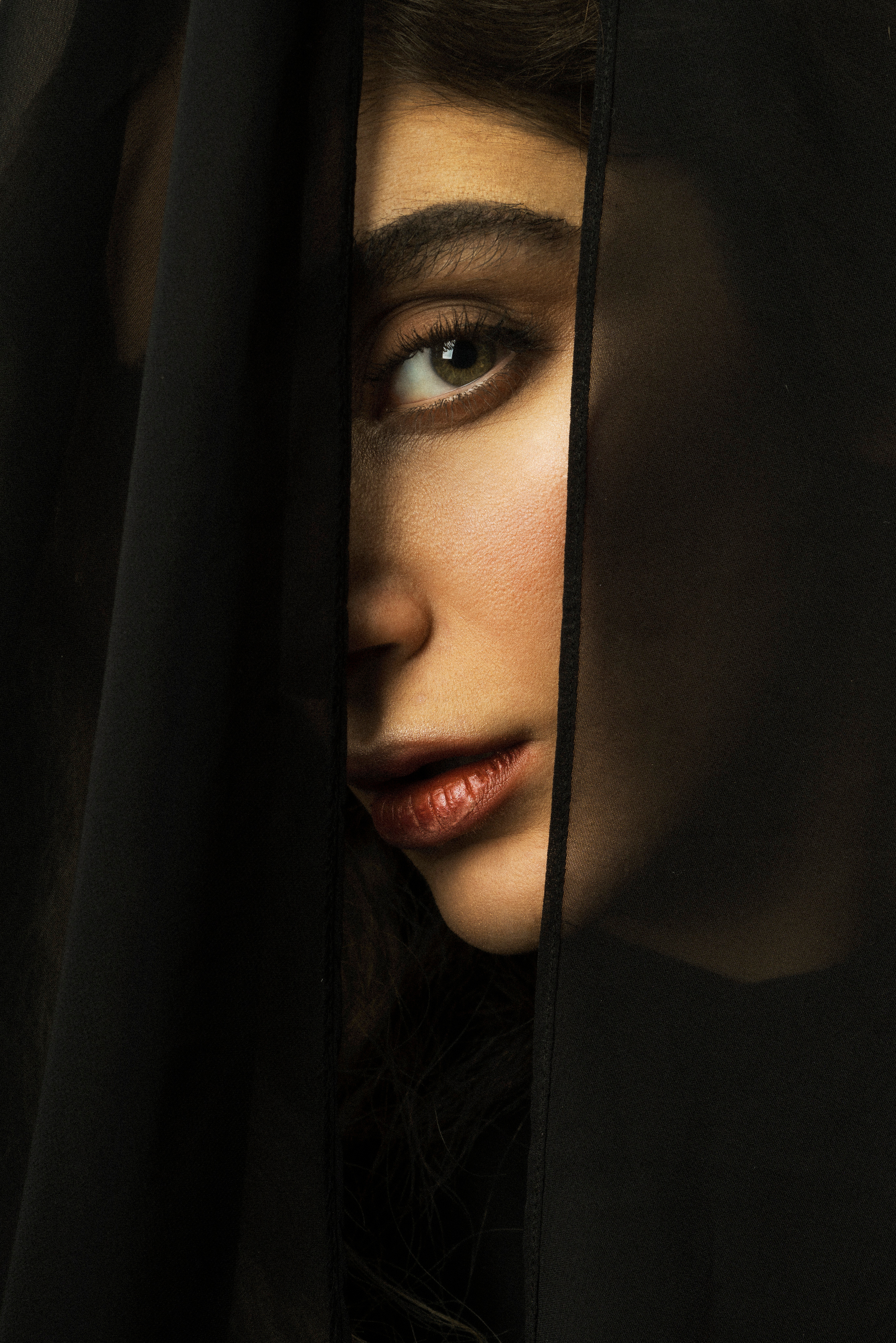 Studio portrait. Behnam Khorramshahi, a portrait and fashion photographer in Cologne, Germany