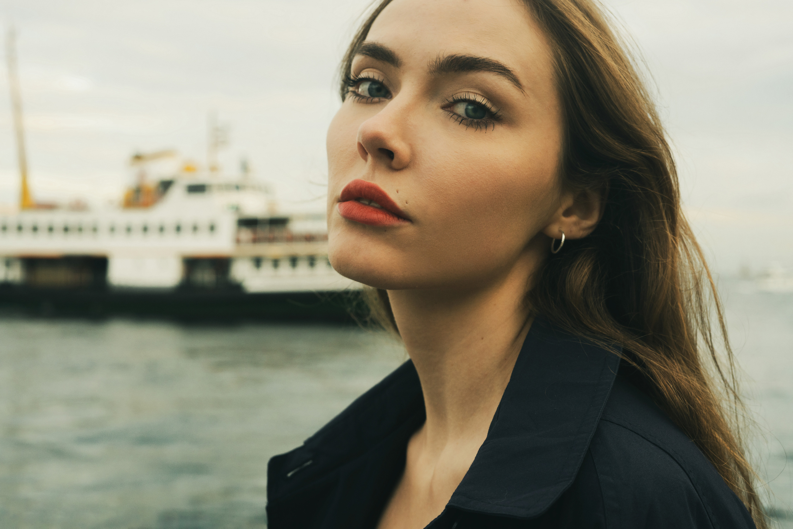 Outdoor portrait. Behnam Khorramshahi, a portrait and fashion photographer in Cologne, Germany