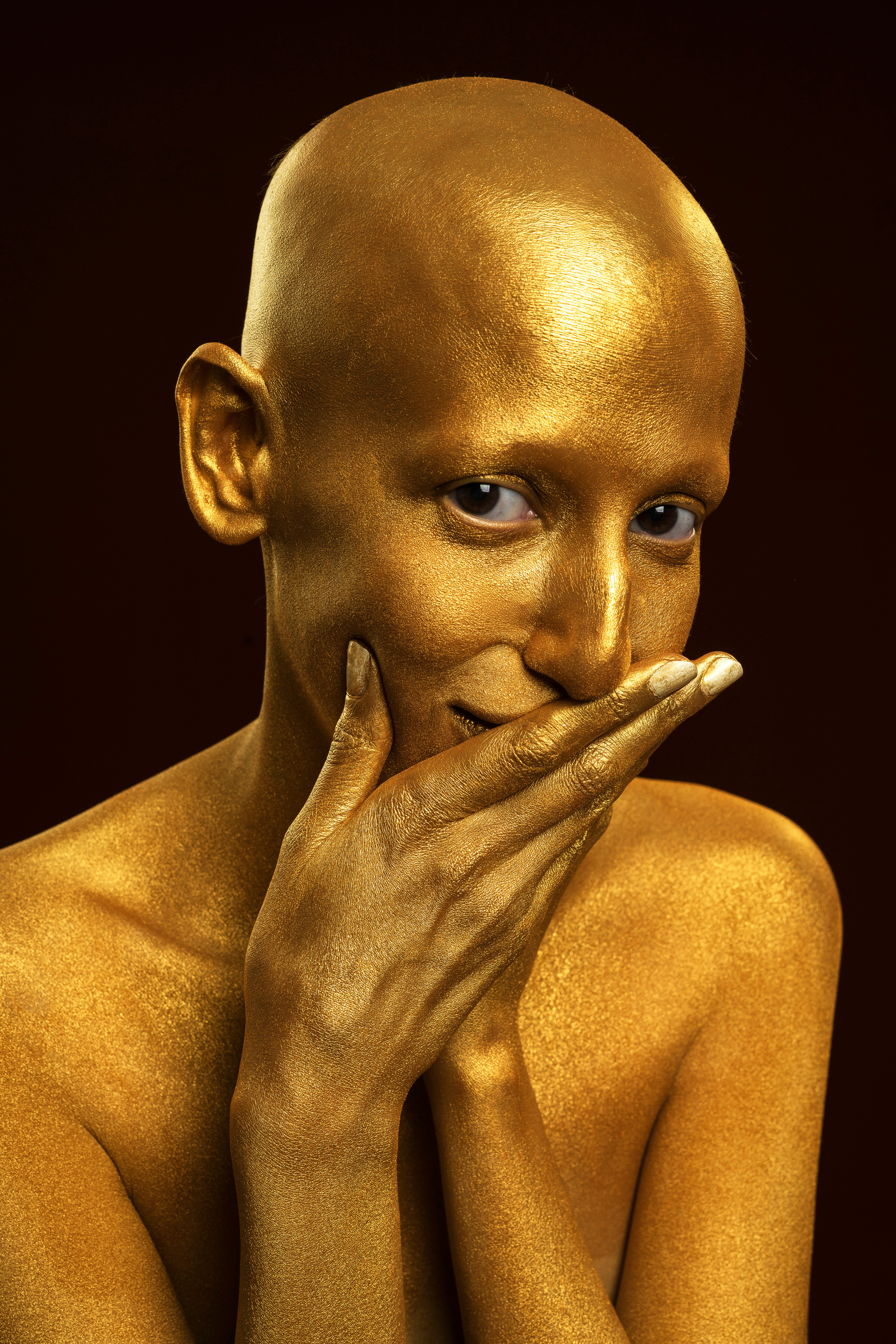 Studio portrait. Behnam Khorramshahi, a portrait and fashion photographer in Cologne, Germany