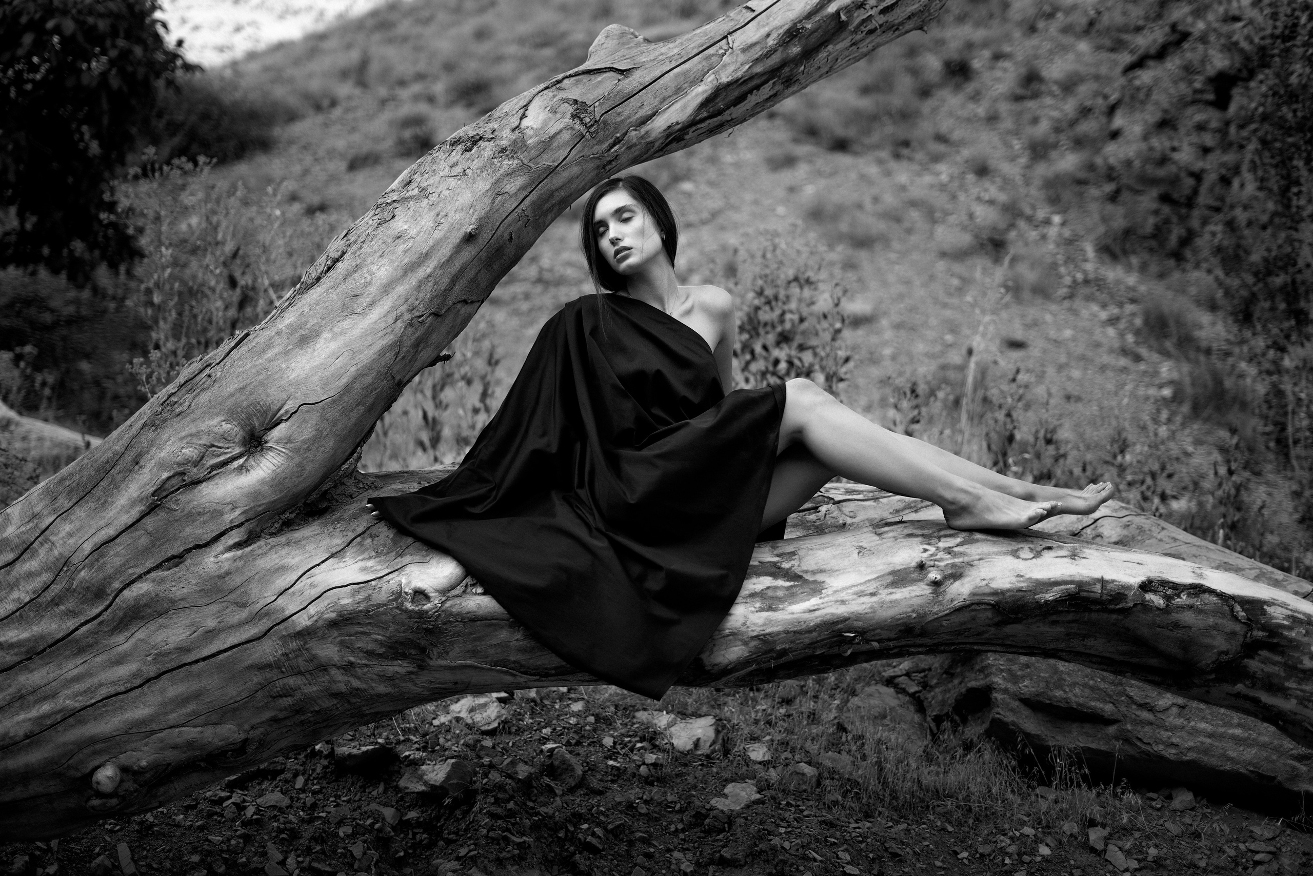 Outdoor portrait. Behnam Khorramshahi, a portrait and fashion photographer in Cologne, Germany