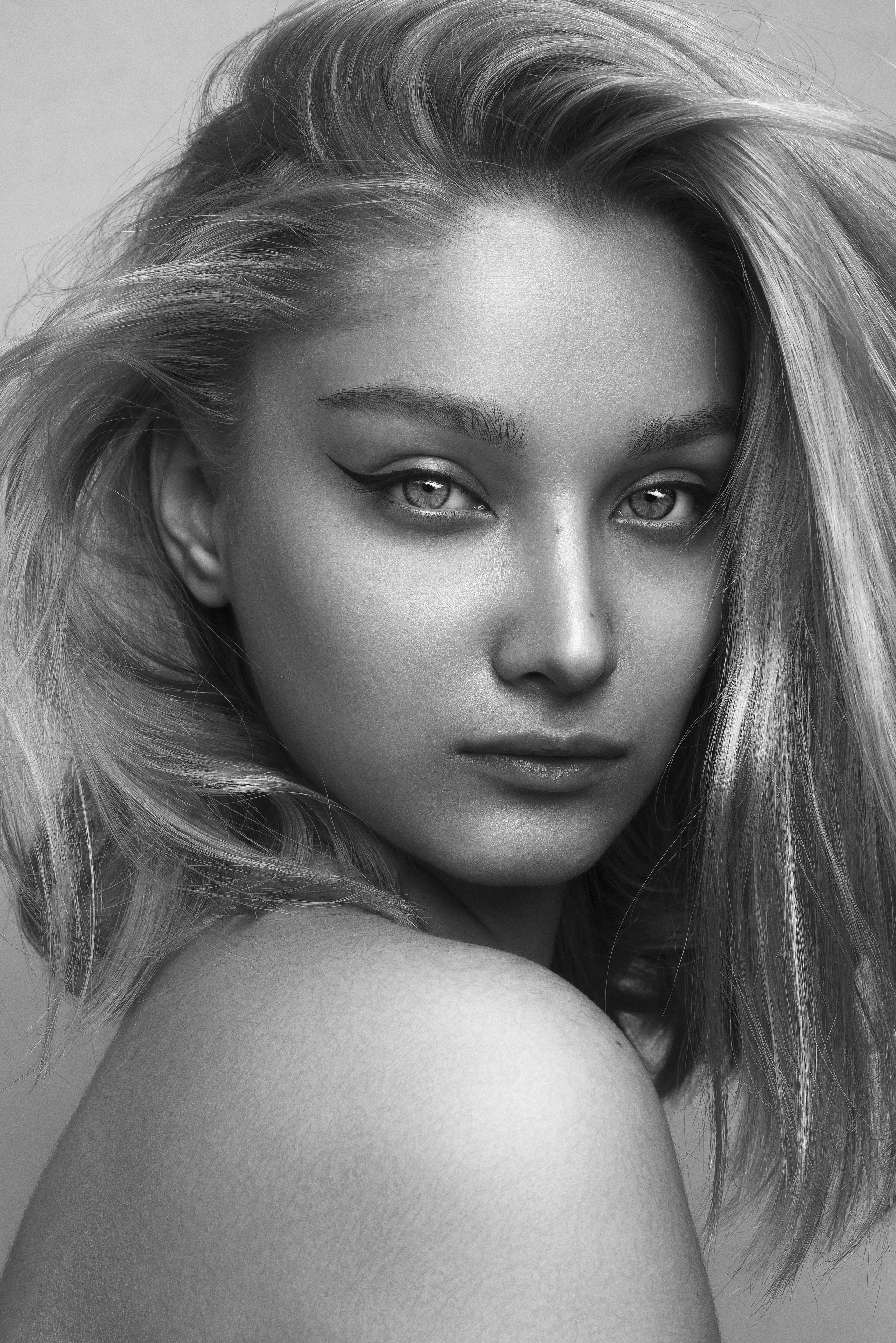 Studio portrait. Behnam Khorramshahi, a portrait and fashion photographer in Cologne, Germany