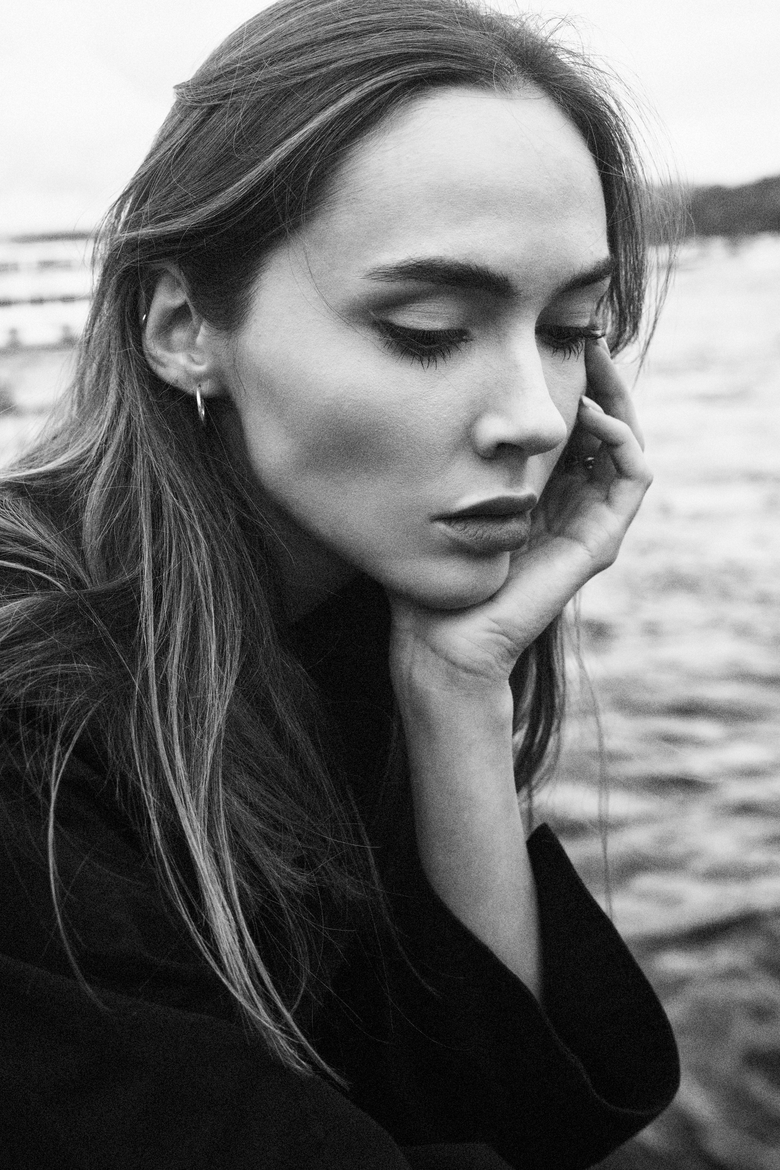 Outdoor portrait. Behnam Khorramshahi, a portrait and fashion photographer in Cologne, Germany