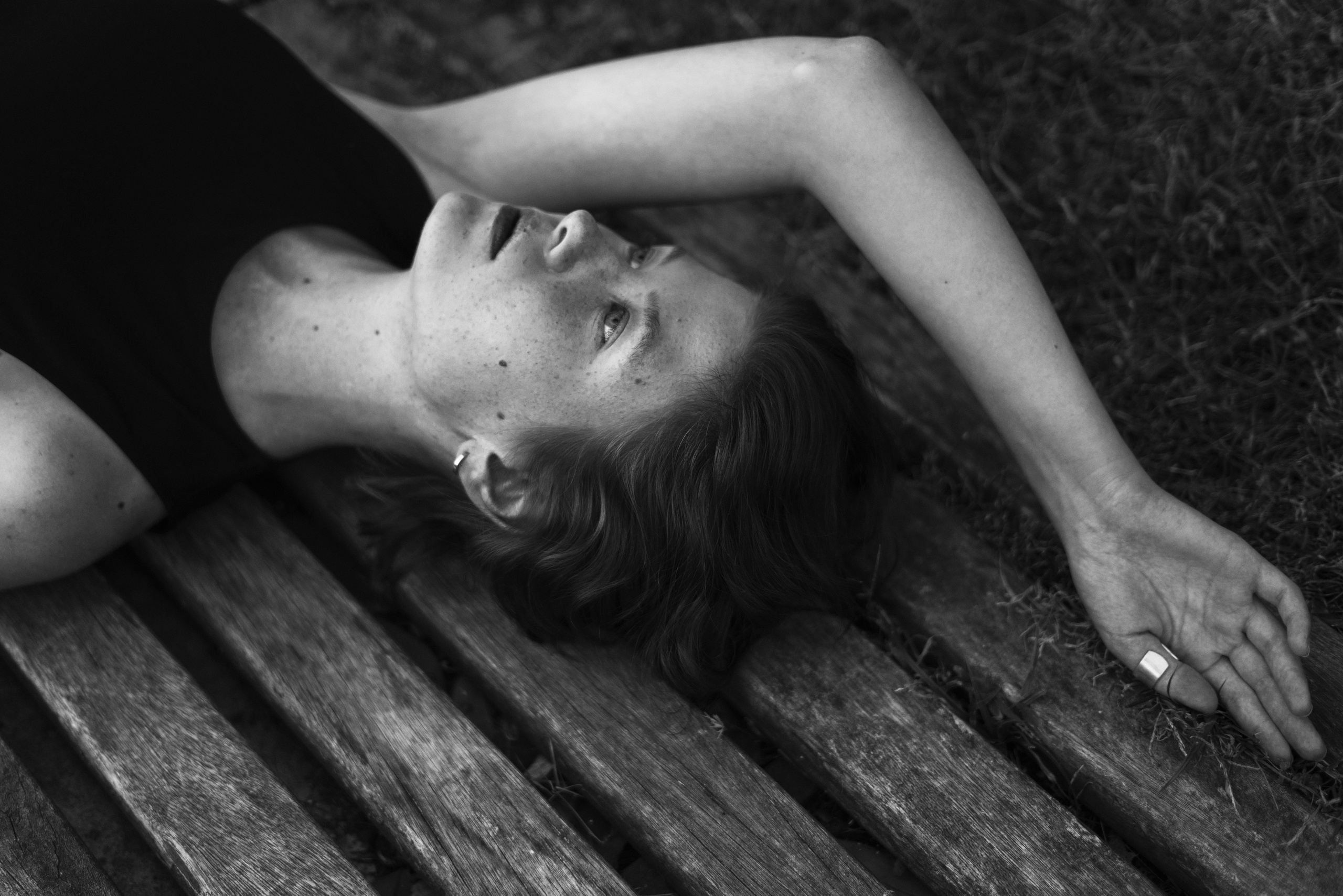 Outdoor portrait. Behnam Khorramshahi, a portrait and fashion photographer in Cologne, Germany