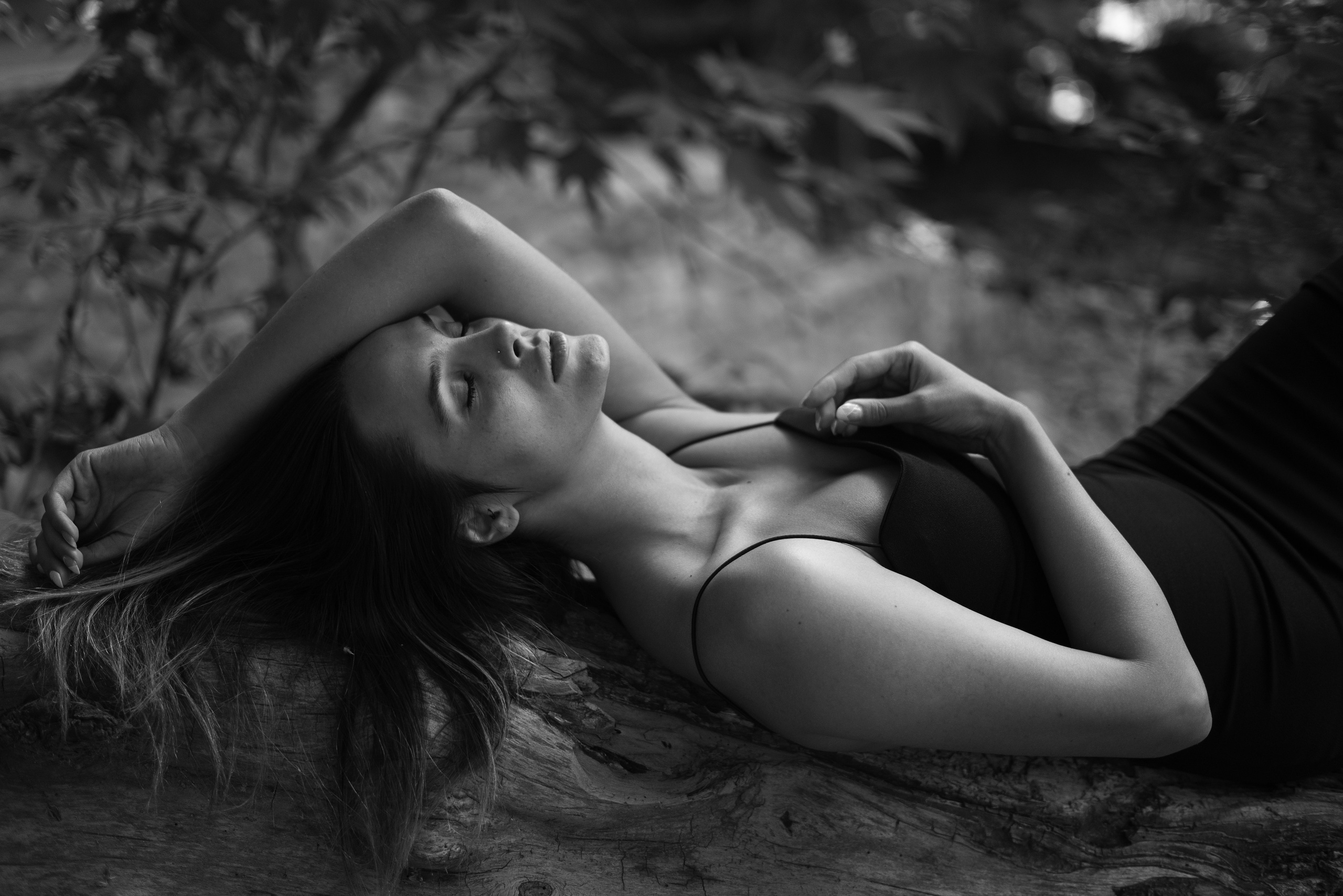 Outdoor portrait. Behnam Khorramshahi, a portrait and fashion photographer in Cologne, Germany