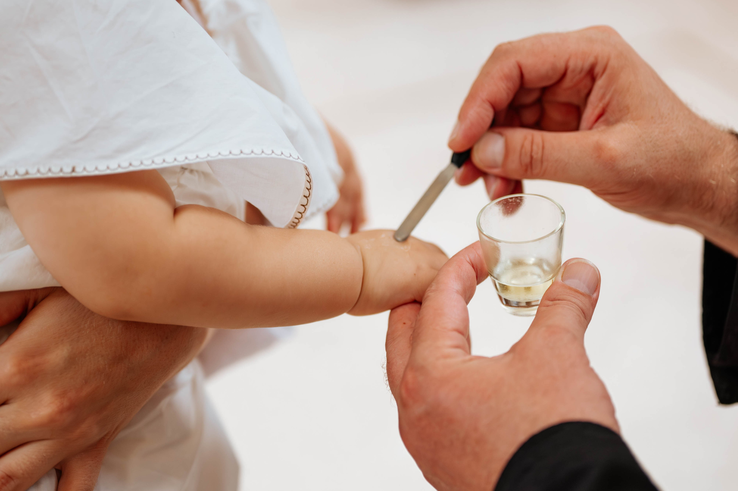 FOTOGRAFISANJE KRŠTENJA. Dečiji i porodični fotograf